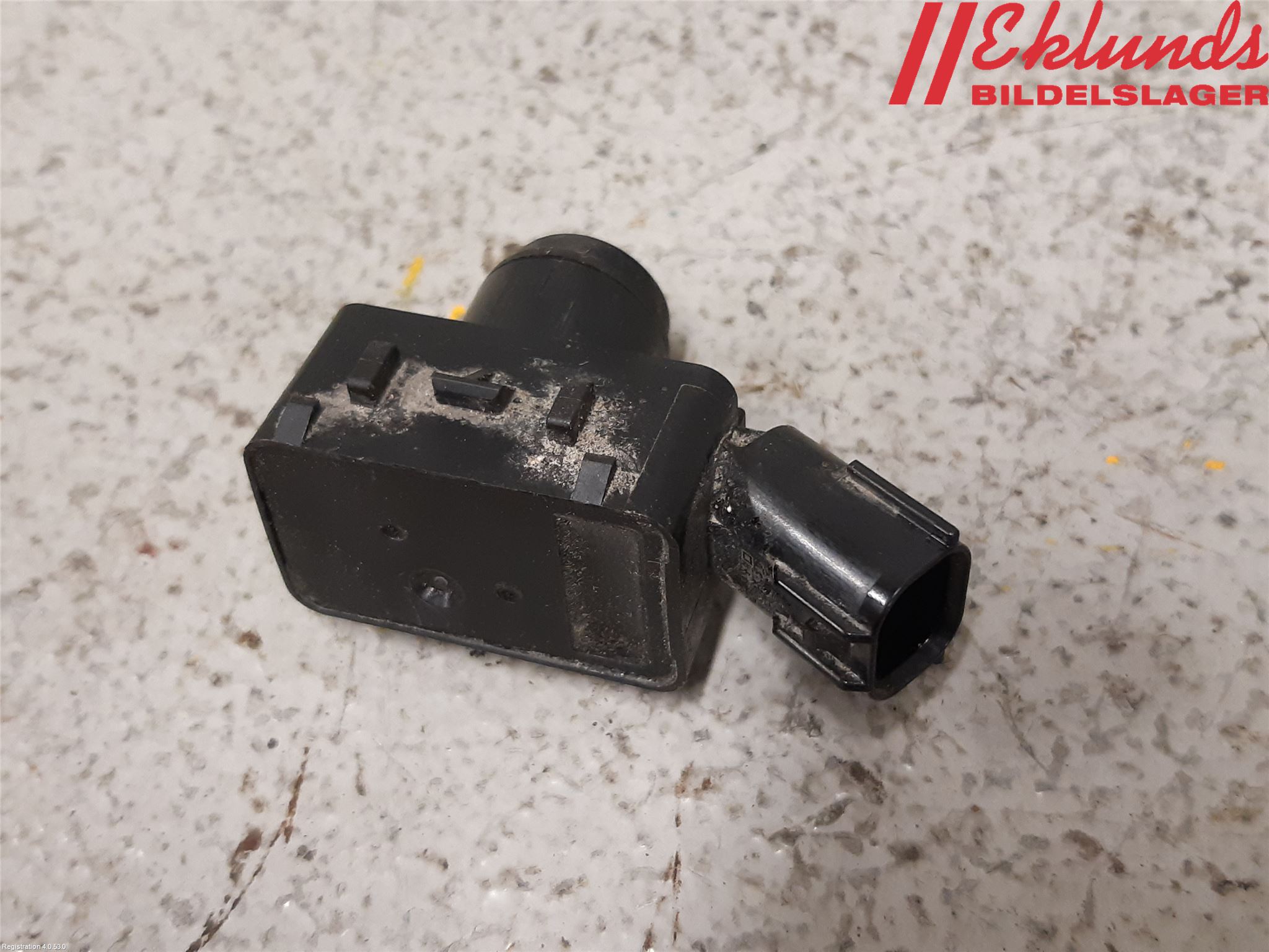 Toyota PRIUS (ZVW50) 16-21 Parkeringshjälp Frontsensor