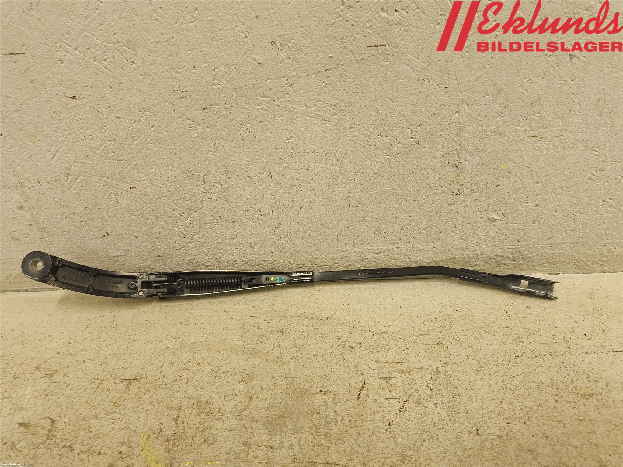 Audi A3/S3 8V 13-20 Torkararm Armar Vindruta