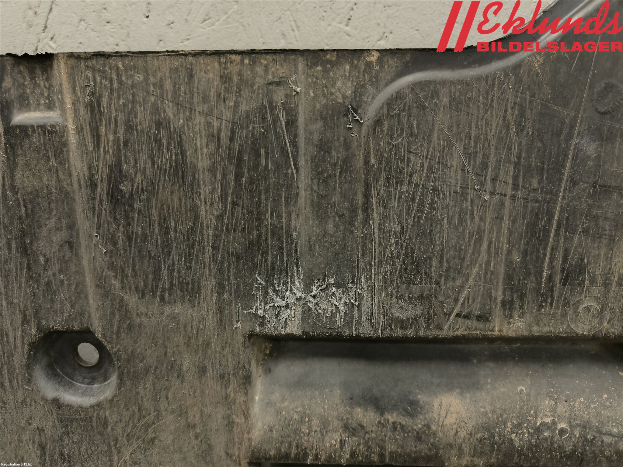 Volvo V70 05-08 Hasplåt Plåt-Plast