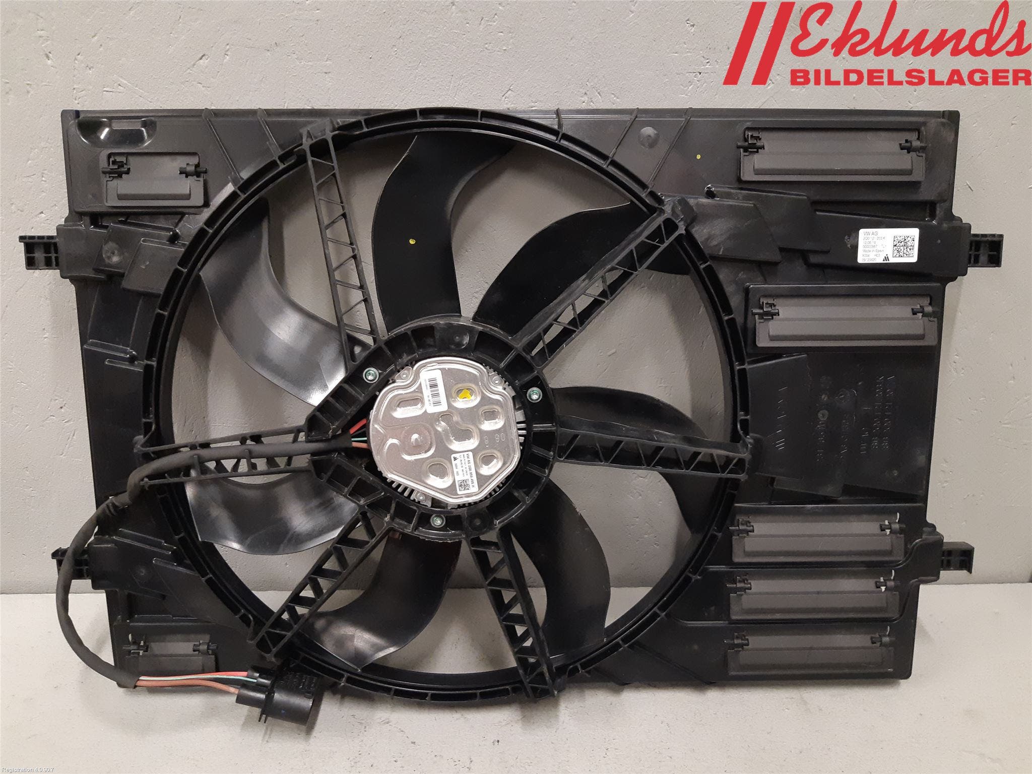 Volkswagen VW POLO VI 18->> Kylfläkt El