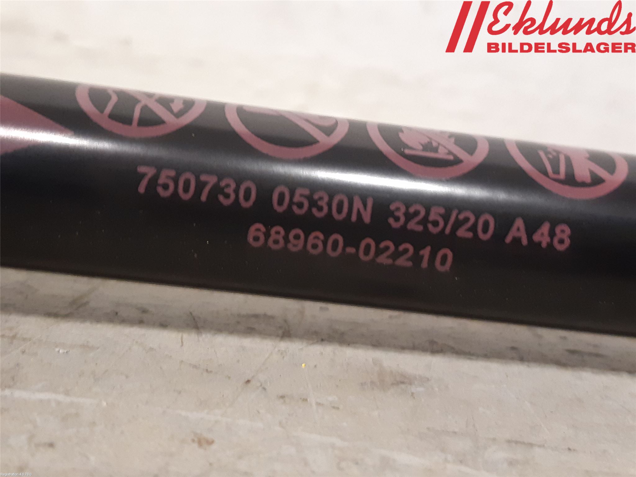 Toyota COROLLA 19- Gasfjäder Baklucka