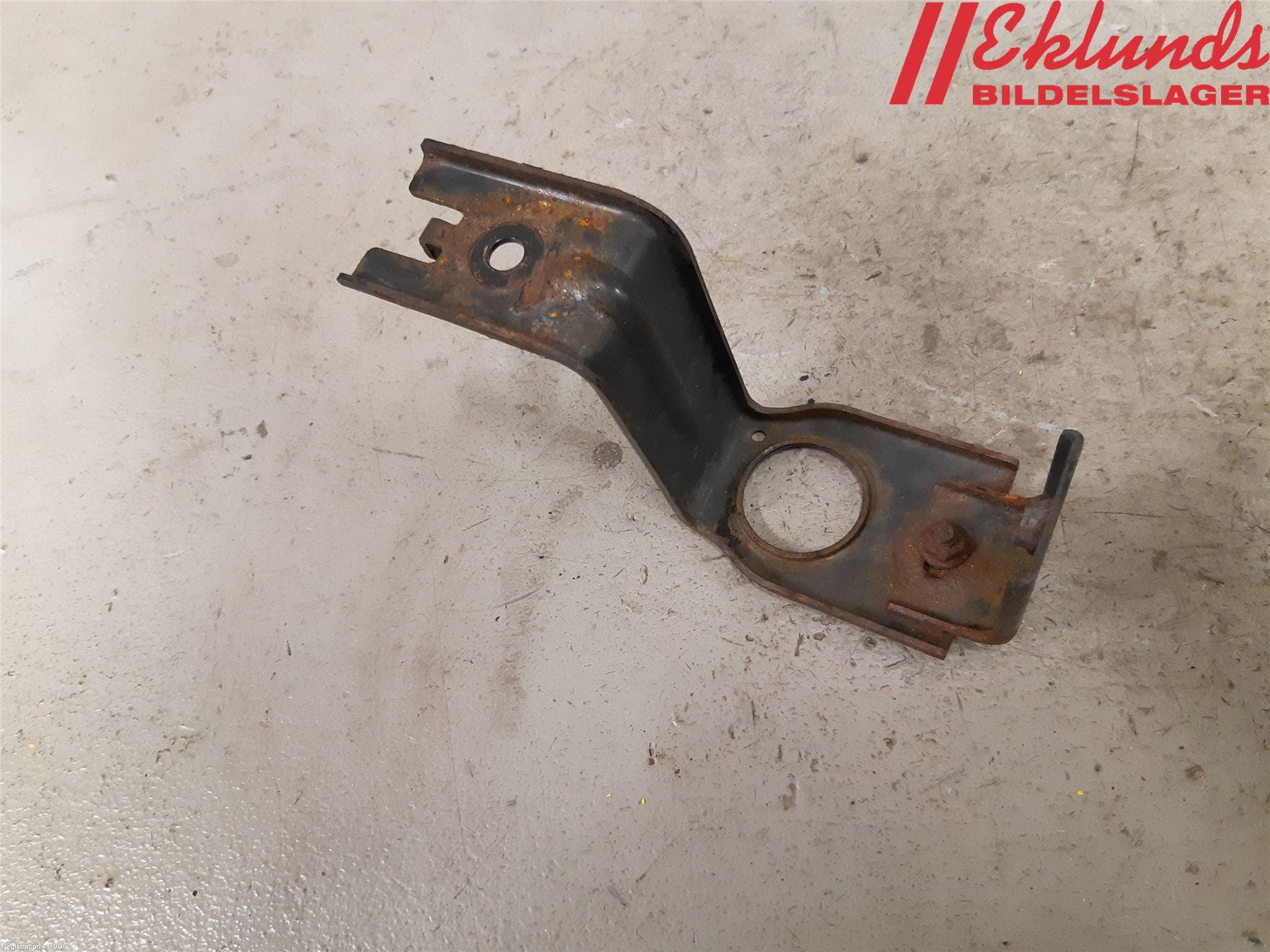 Toyota AVENSIS 09-15 Kylarfäste-Ram-Balk