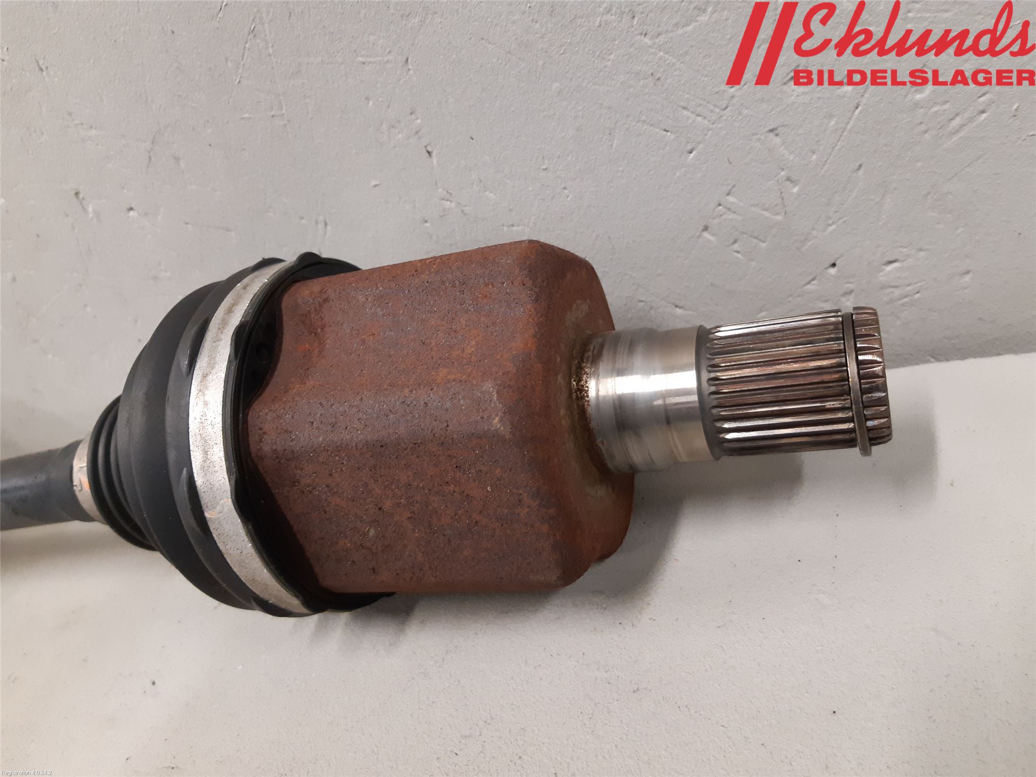 Volvo S60 11-13 Drivaxel Fram Vänster