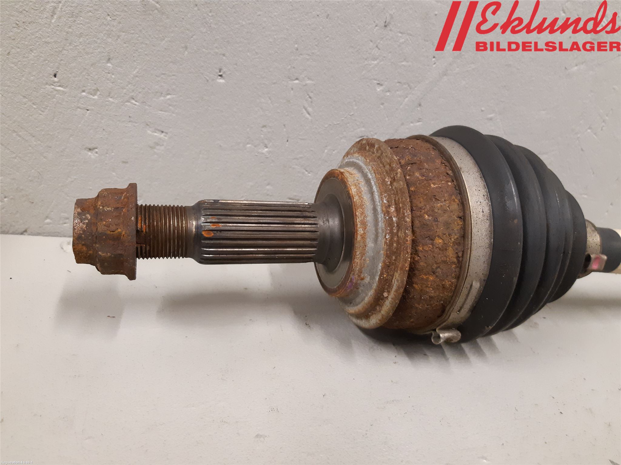 Toyota YARIS XP130 12-14 Drivaxel Fram Höger