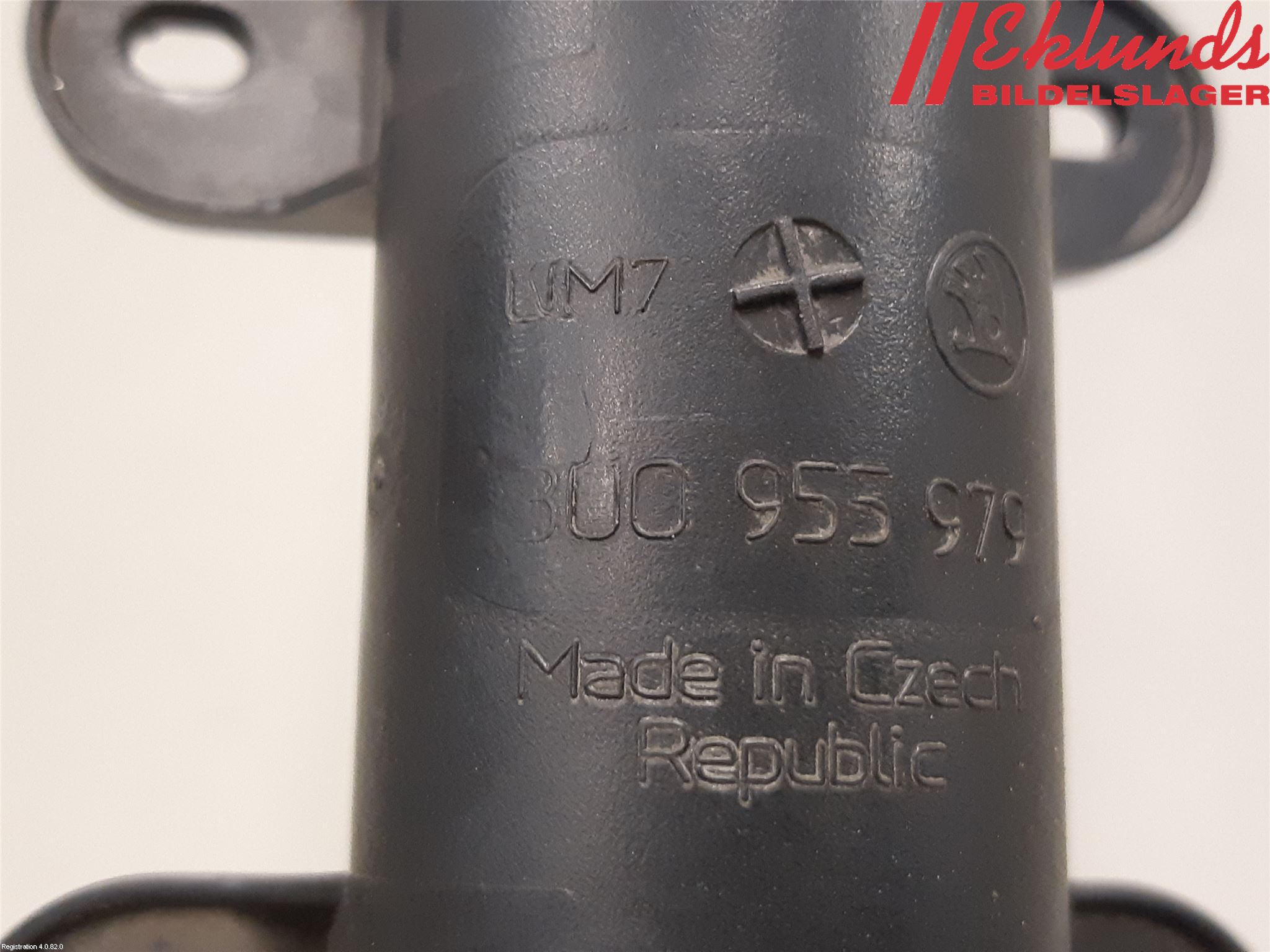 Skoda SUPERB 09-15 Spolarmunstycke Strålkastare