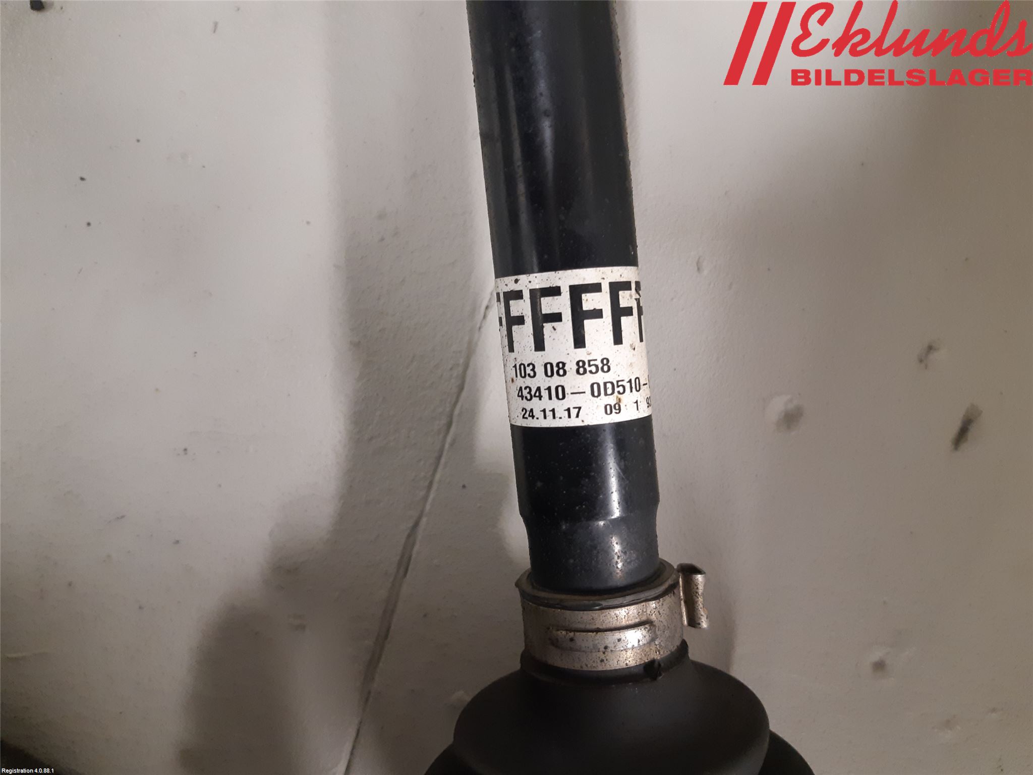 Toyota YARIS XP130 15-20 Drivaxel Fram Höger