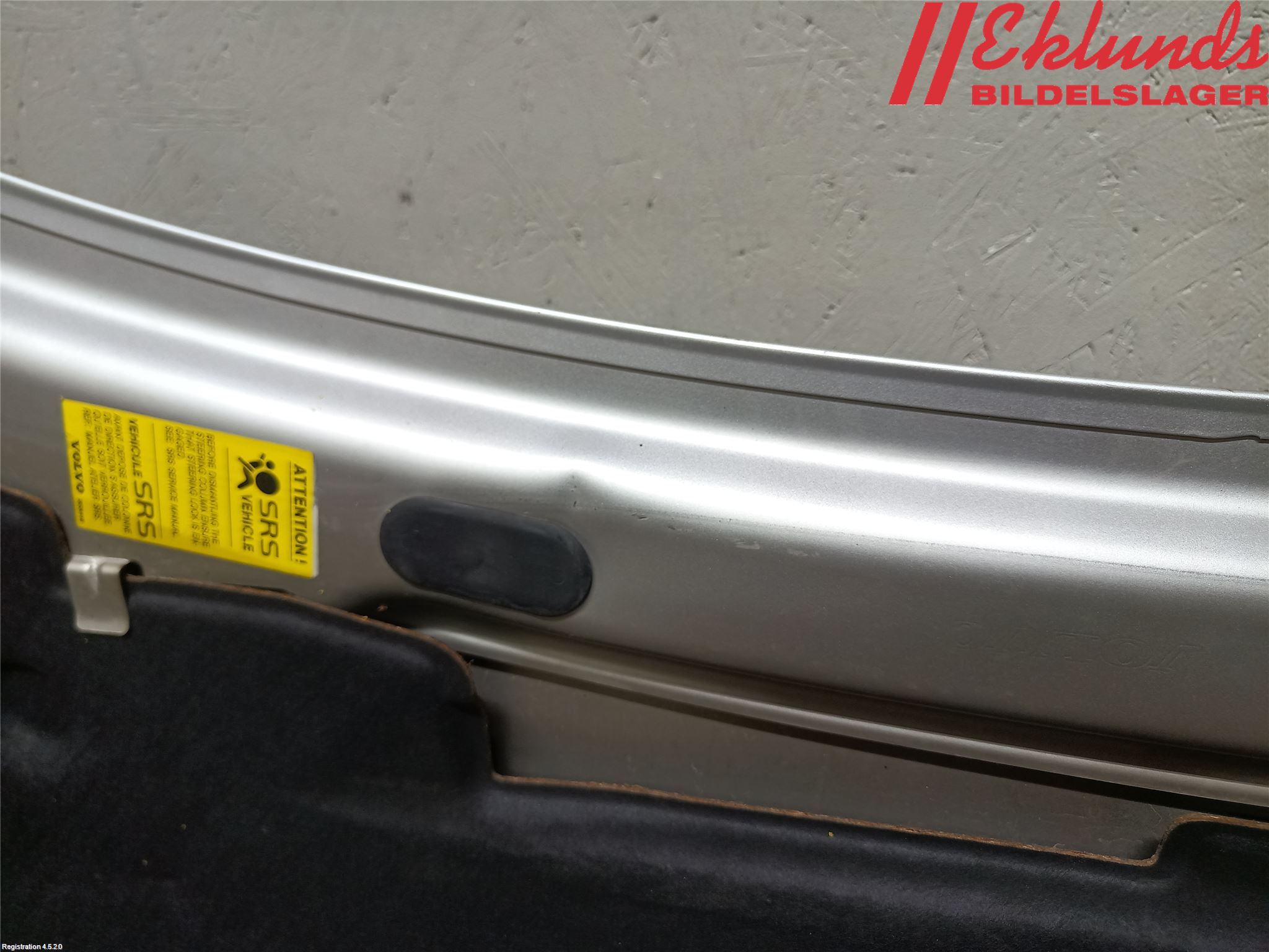 Volvo V70 00-04 Huv Fram