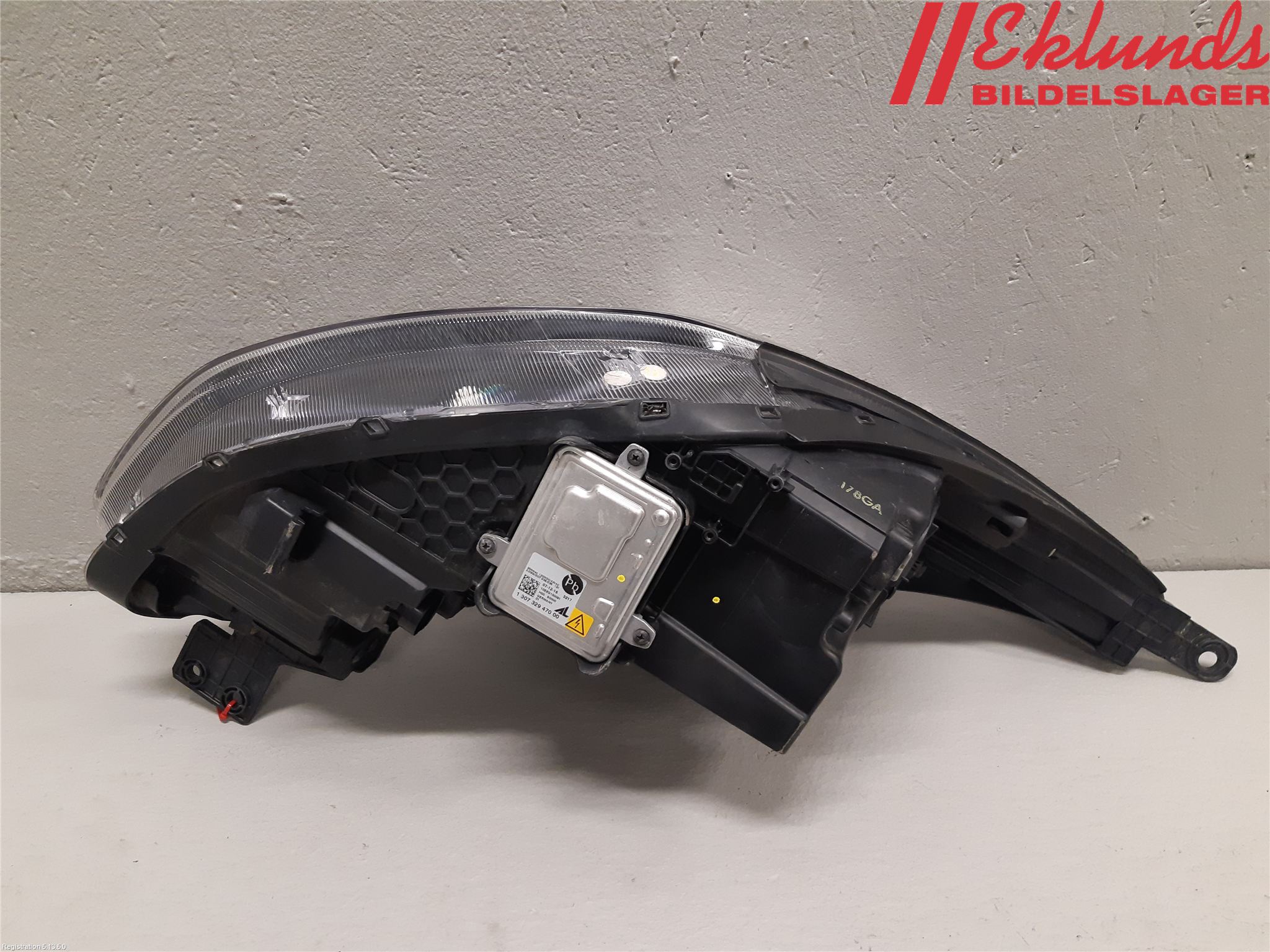 Kia SPORTAGE (QL) 16-21 Strålkastare Vänster