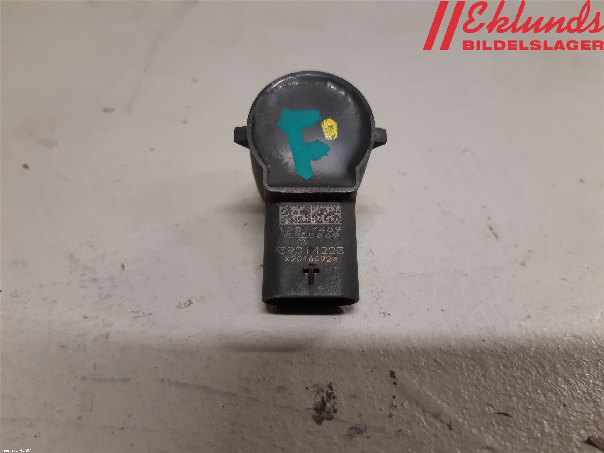 Opel ASTRA K 16-22 Parkeringshjälp Frontsensor