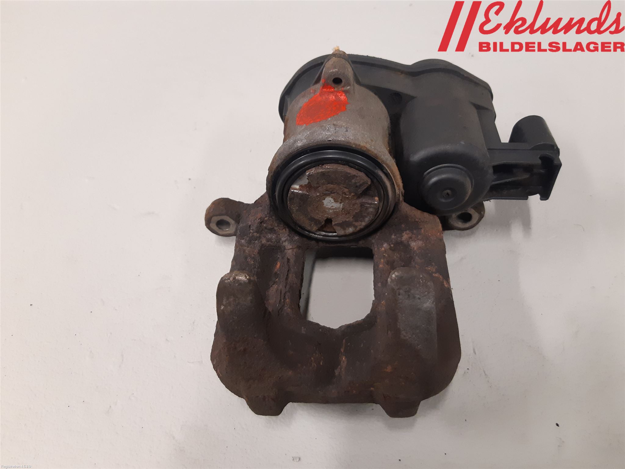BMW 5 F10/F11/F18 09-17 Bromsok Bak Vänster