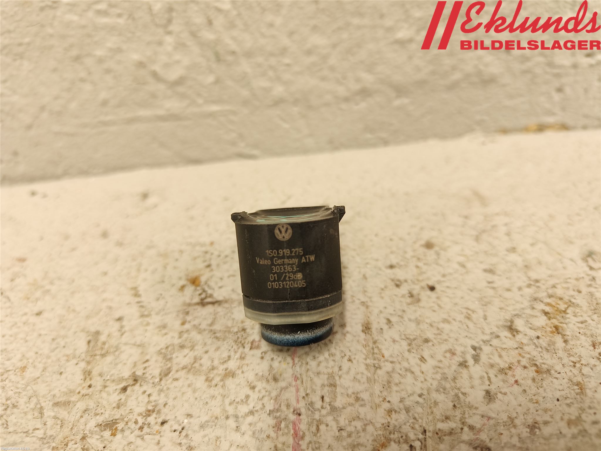 Volkswagen VW PASSAT 11-14 Parkeringshjälp Frontsensor