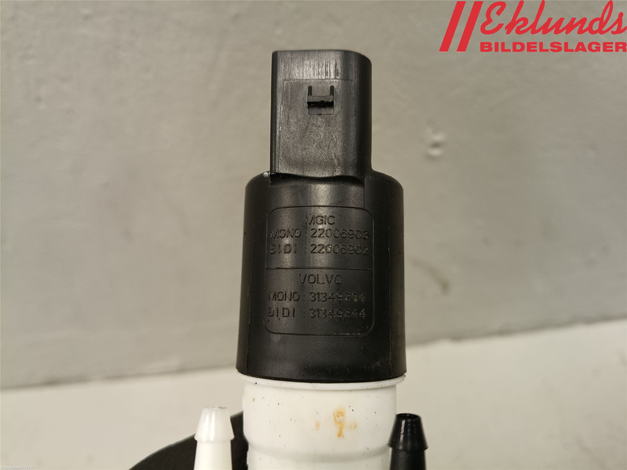 Volvo V60 14-18 Spolarpump Vindruta