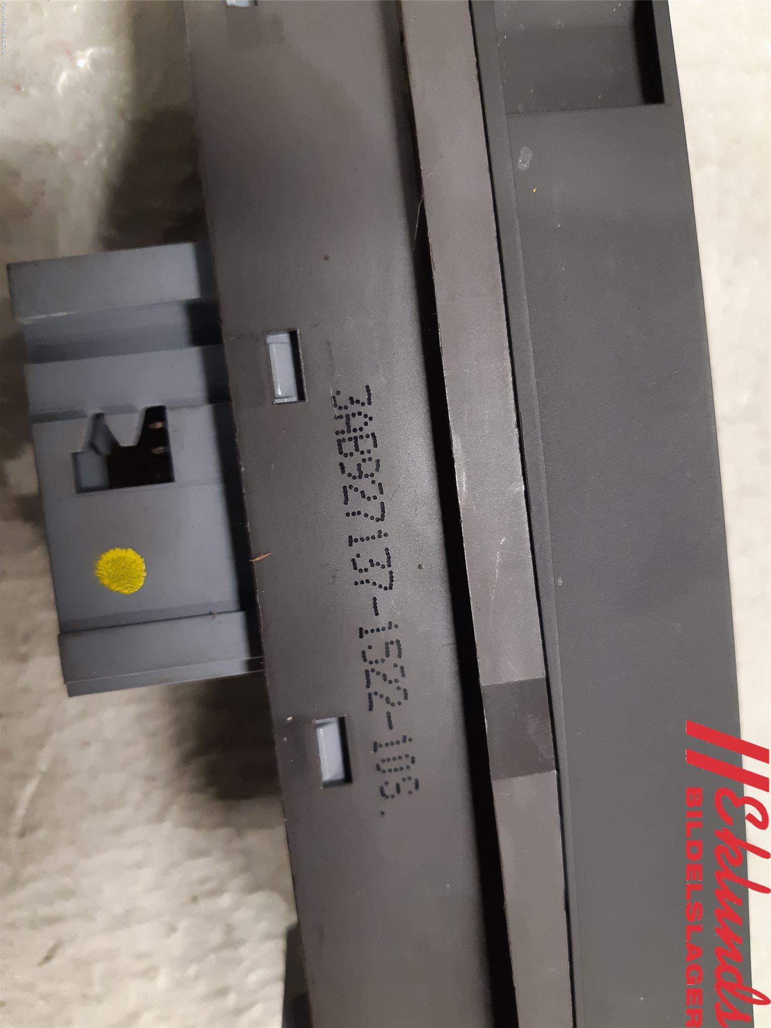 Volkswagen VW PASSAT 11-14 Strömställare Parkeringsbroms