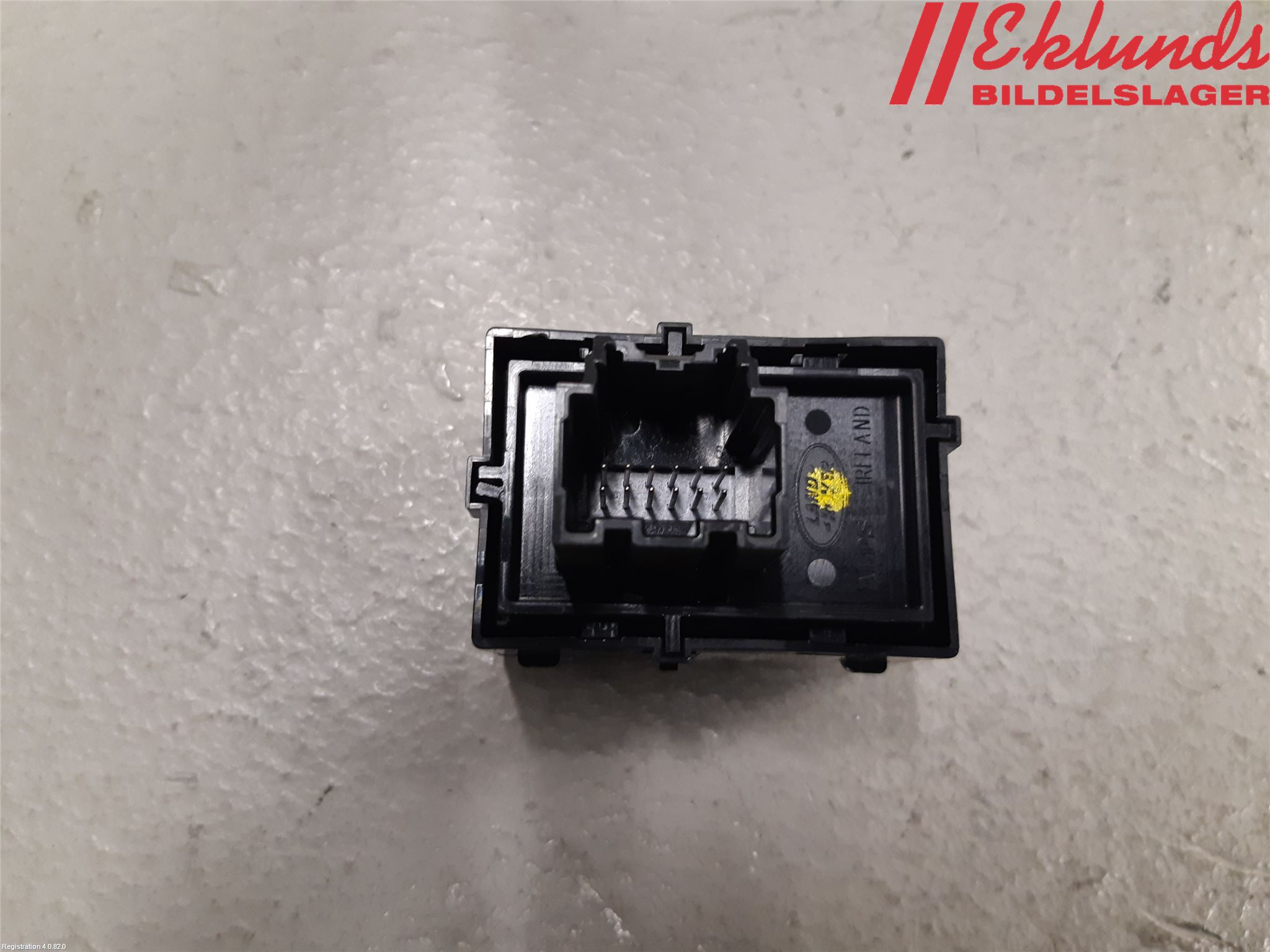 Jaguar XE (X760) 15-24 Strömställare Multifunktion