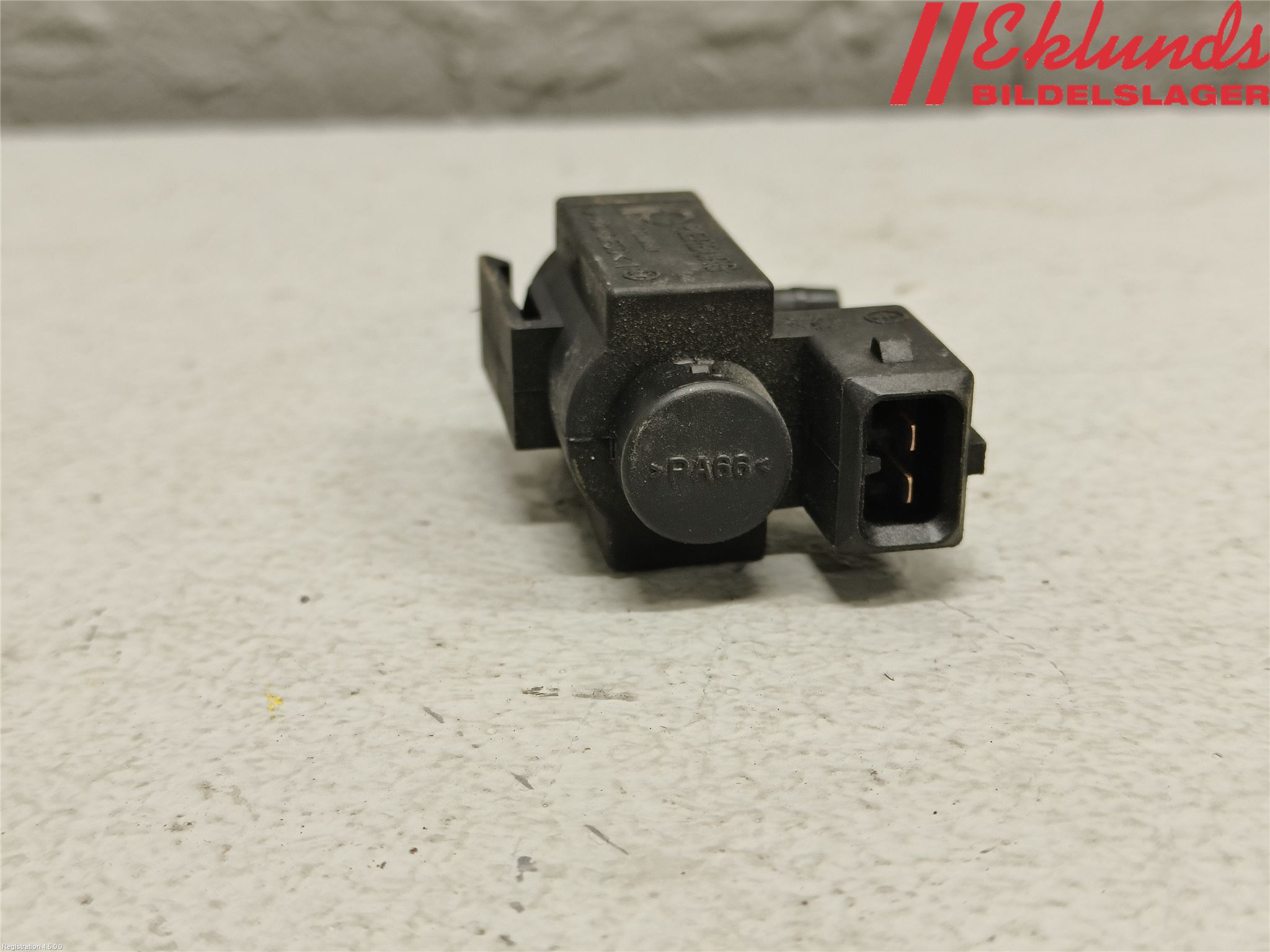 BMW 5 F10/F11/F18 09-17 Vakuumventil