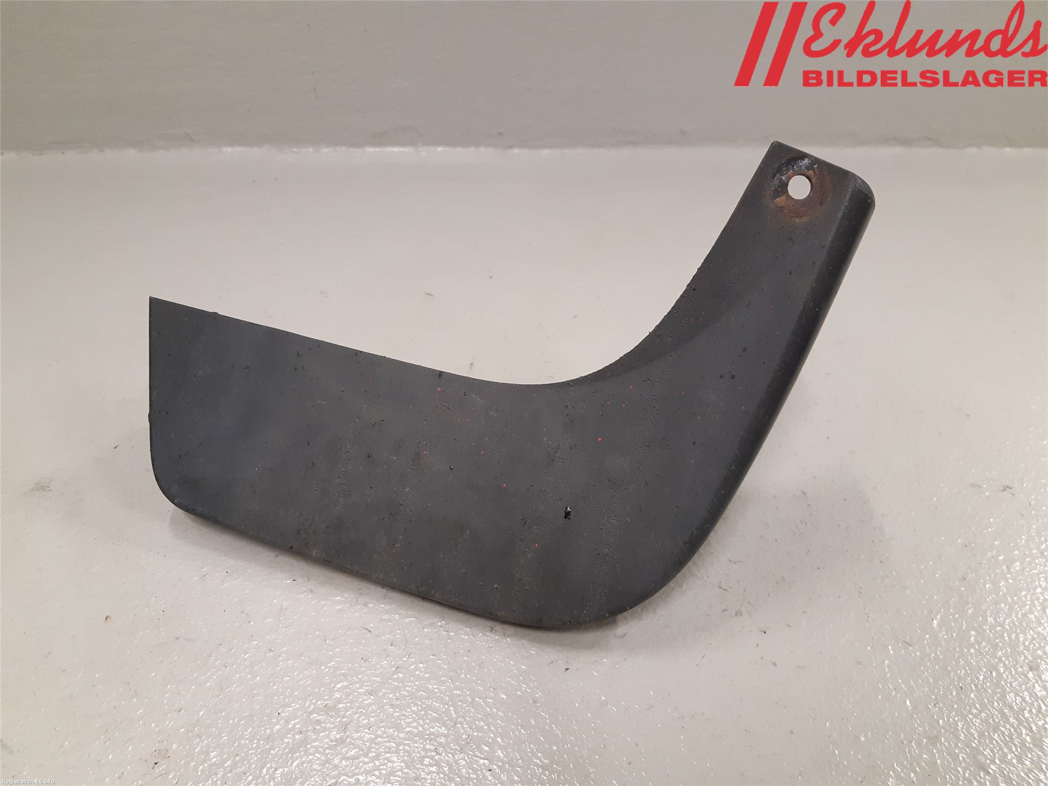 Mitsubishi OUTLANDER 13-21 Stänkskydd