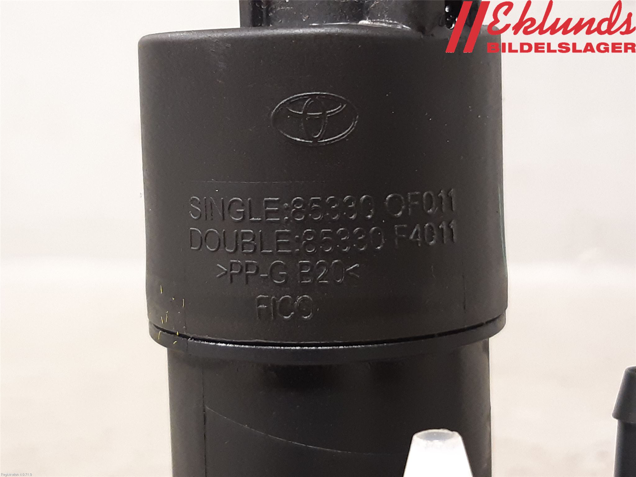Toyota C-HR 16-23 Spolarpump Vindruta