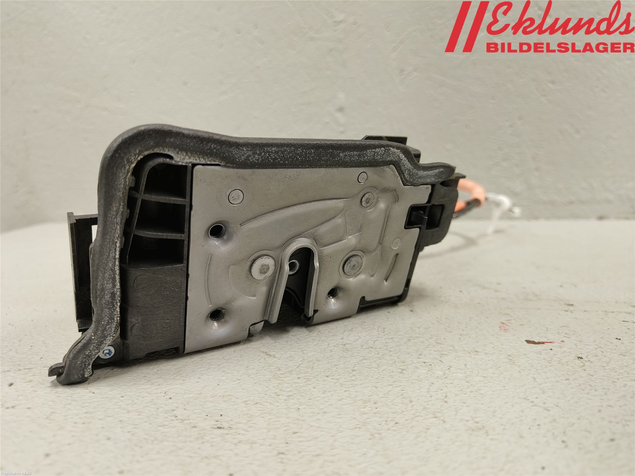 BMW 5 G30/G31/F90 17-23 Låskista-Dörrlås