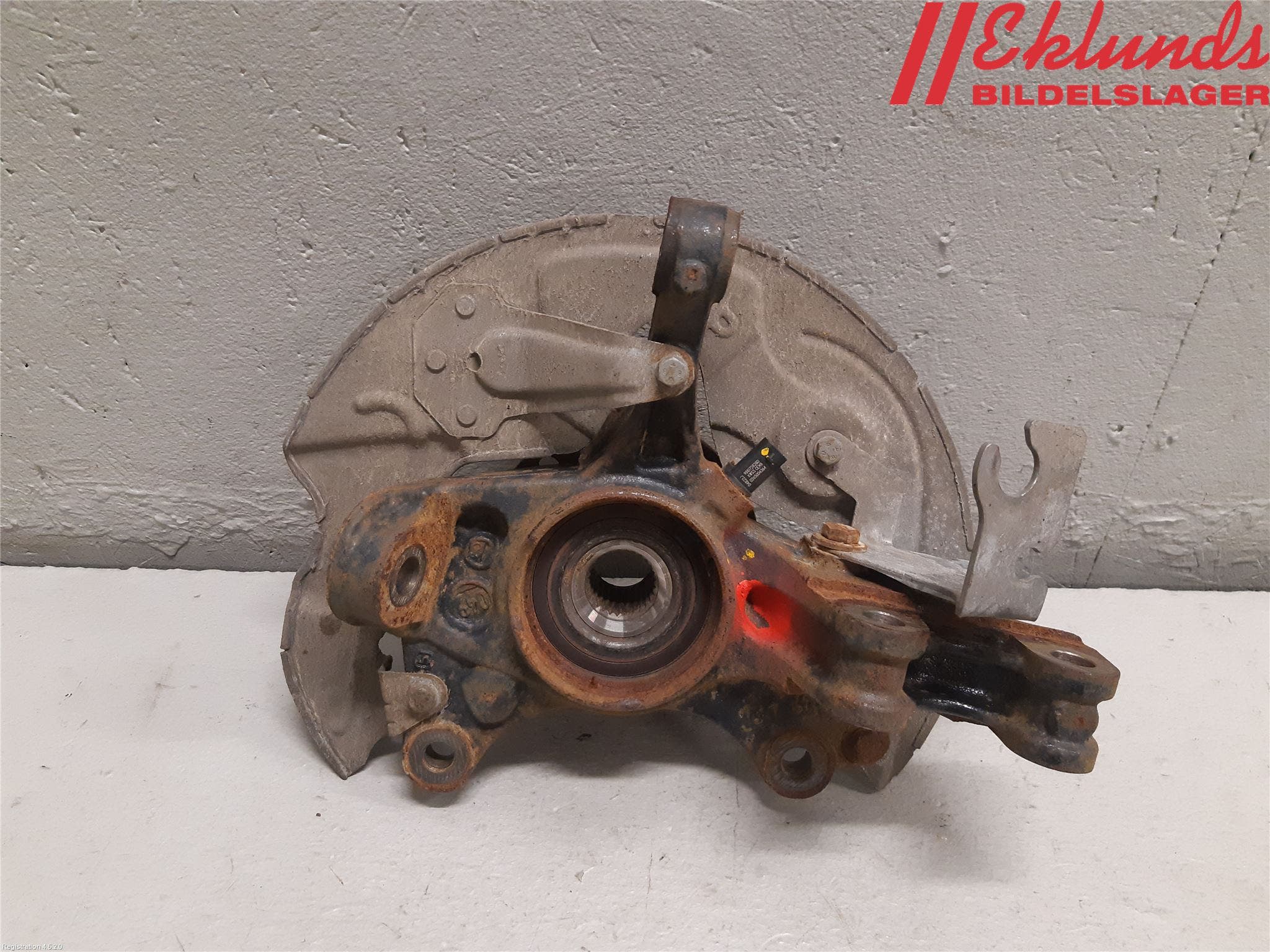 Peugeot PARTNER/E-PARTNER 19- Styrspindel Lagerhus Vä