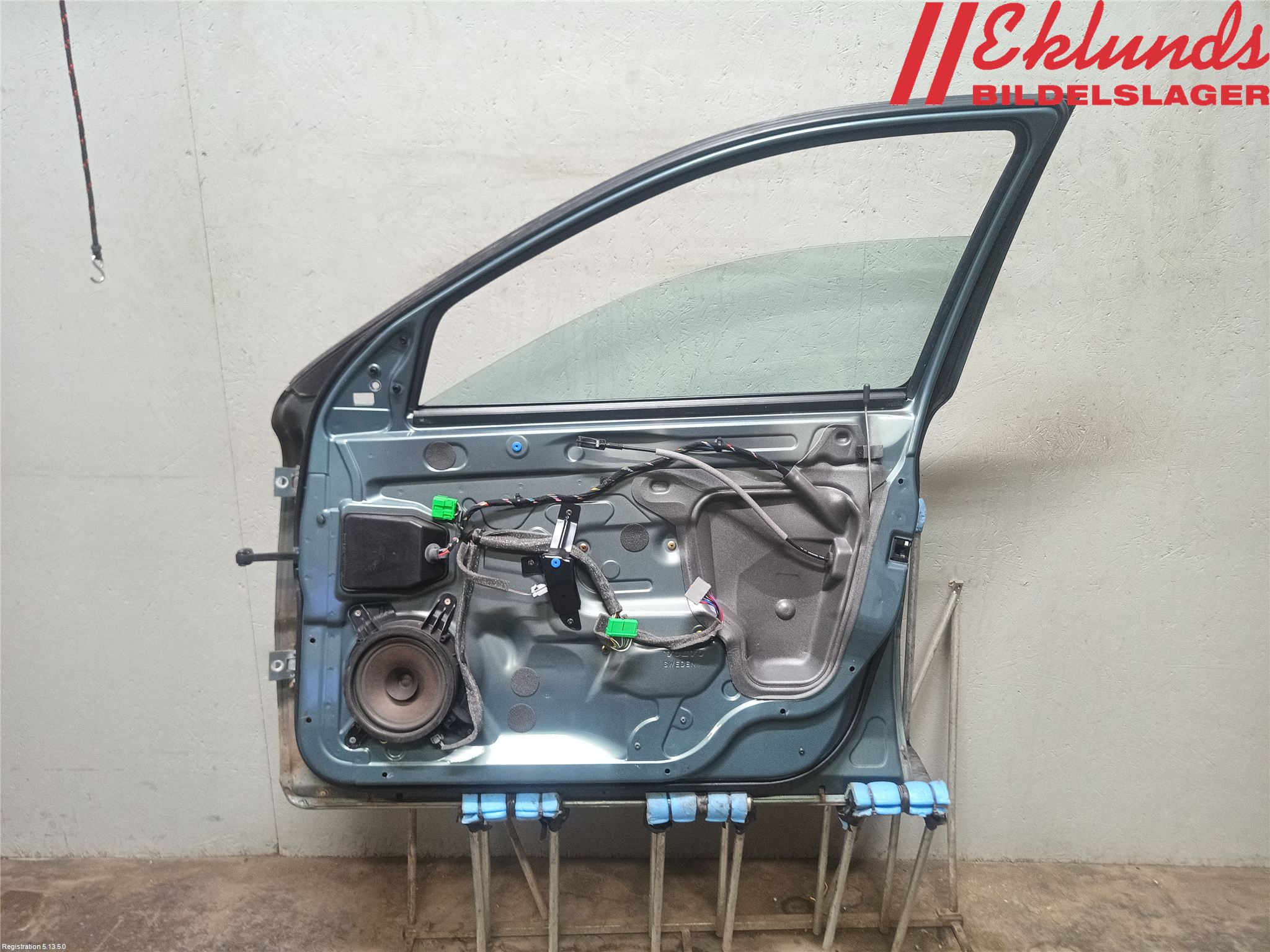 Volvo V70 05-08 Dörr Fram Höger