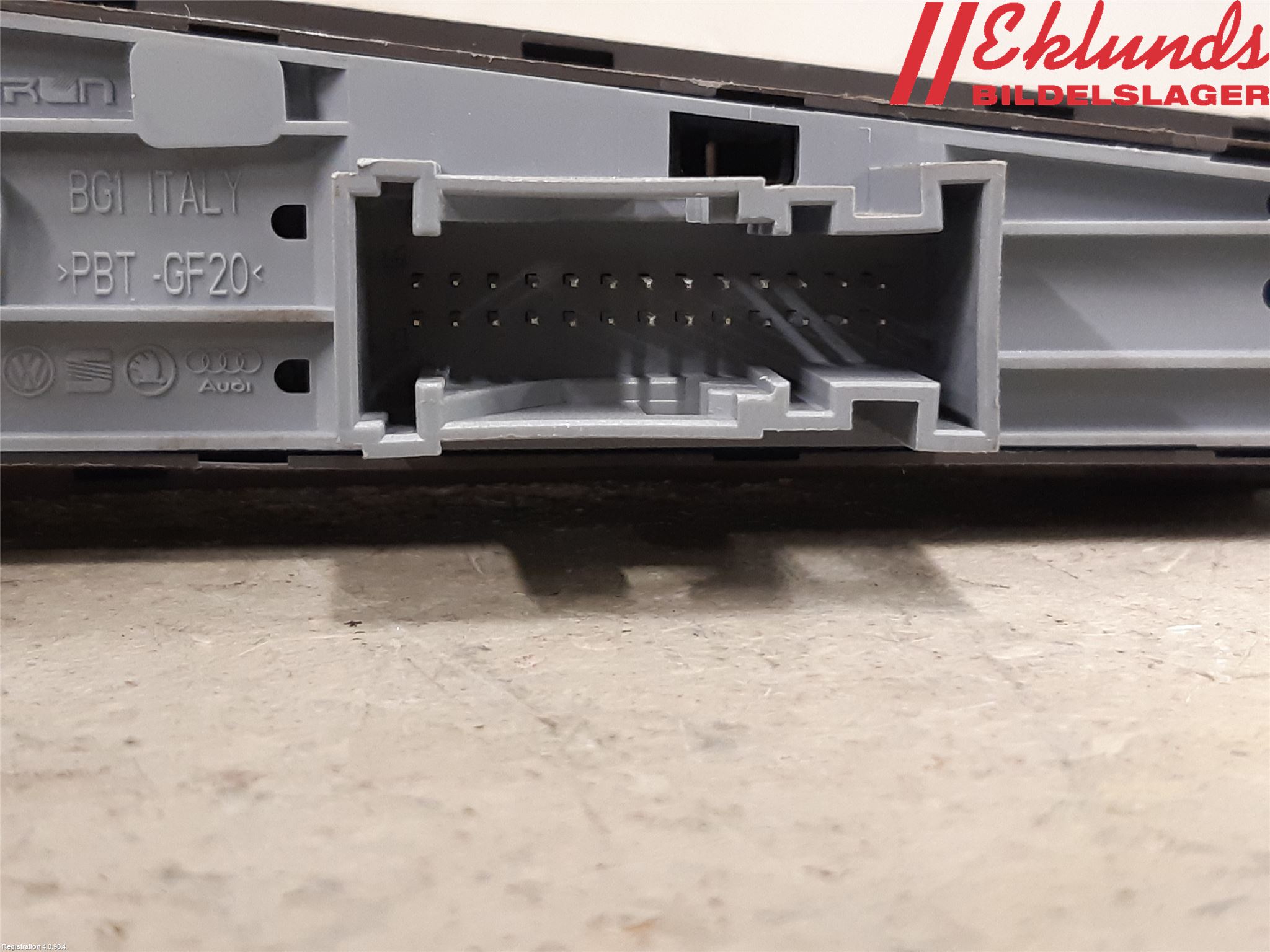 Volkswagen VW PASSAT CC 08-16 Strömställare Parkeringsbroms