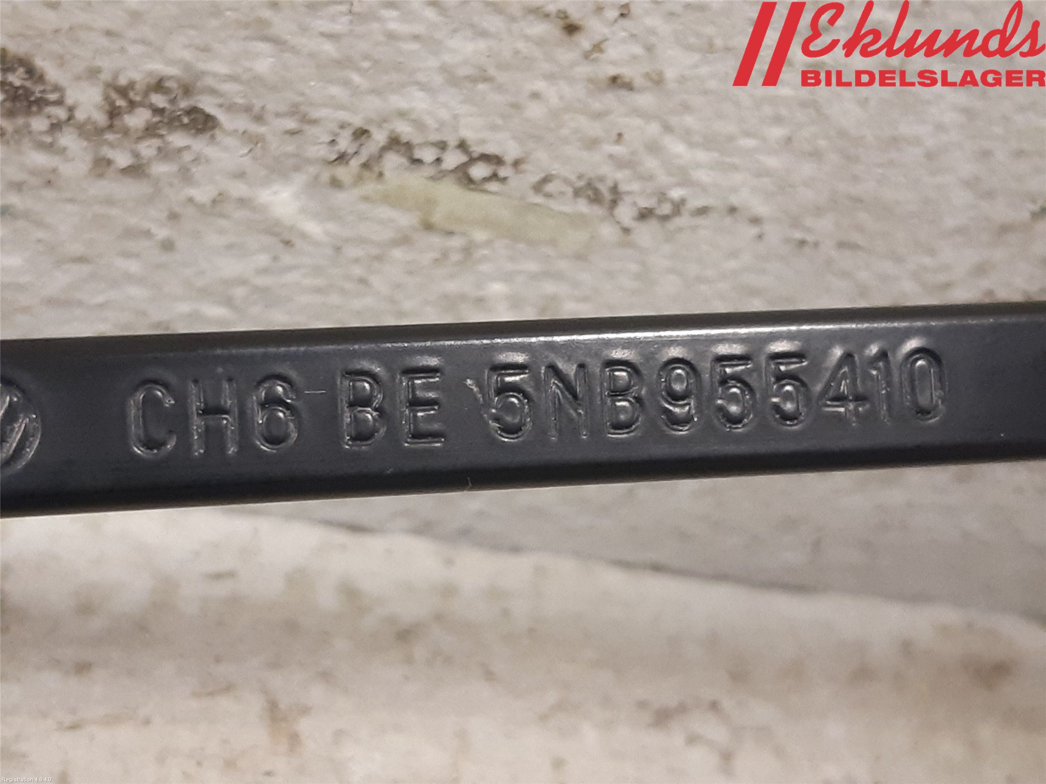 Volkswagen VW TIGUAN 16-24 Torkararm Armar Vindruta