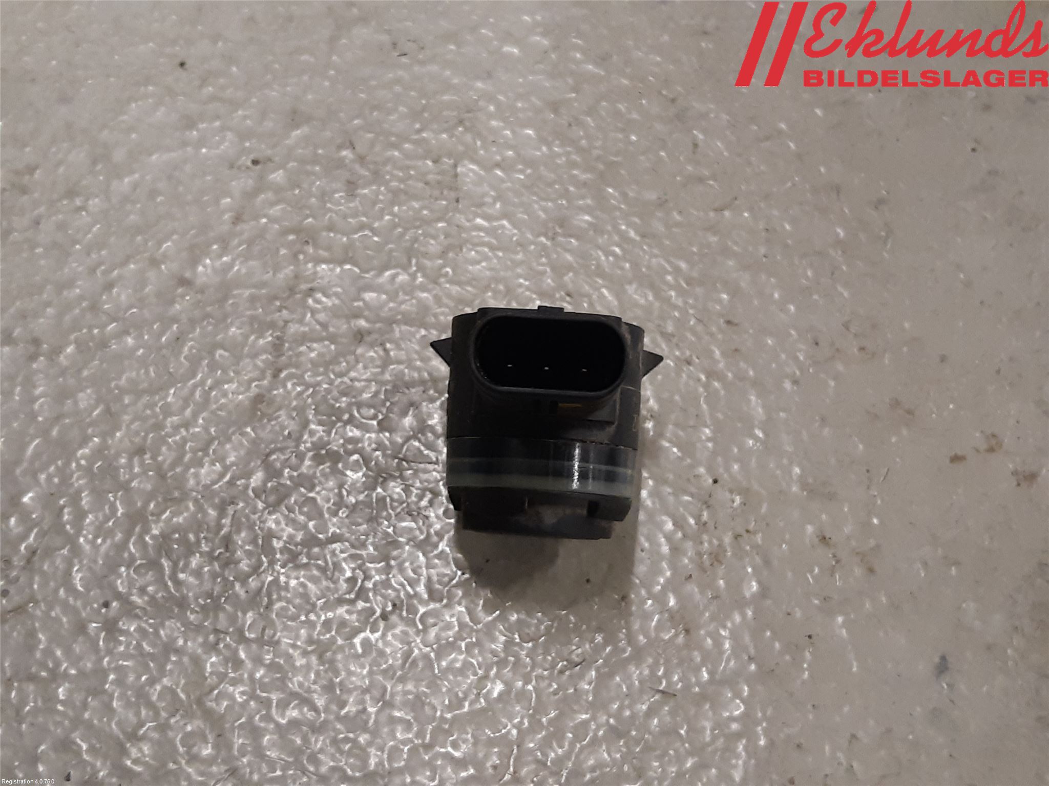 Audi A4/S4 B9 16-19 Parkeringshjälp Frontsensor