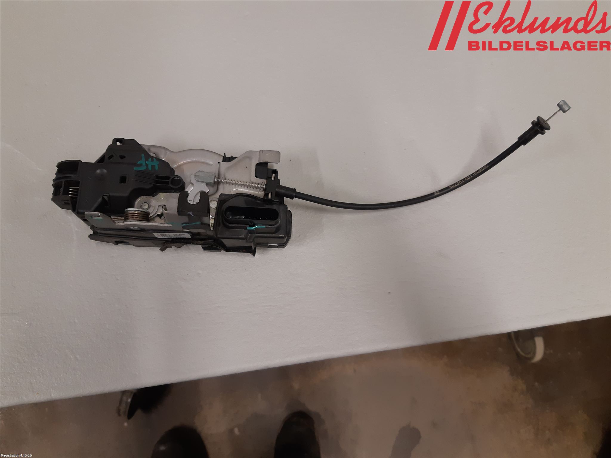 Volvo XC60 18- Låskista-Dörrlås