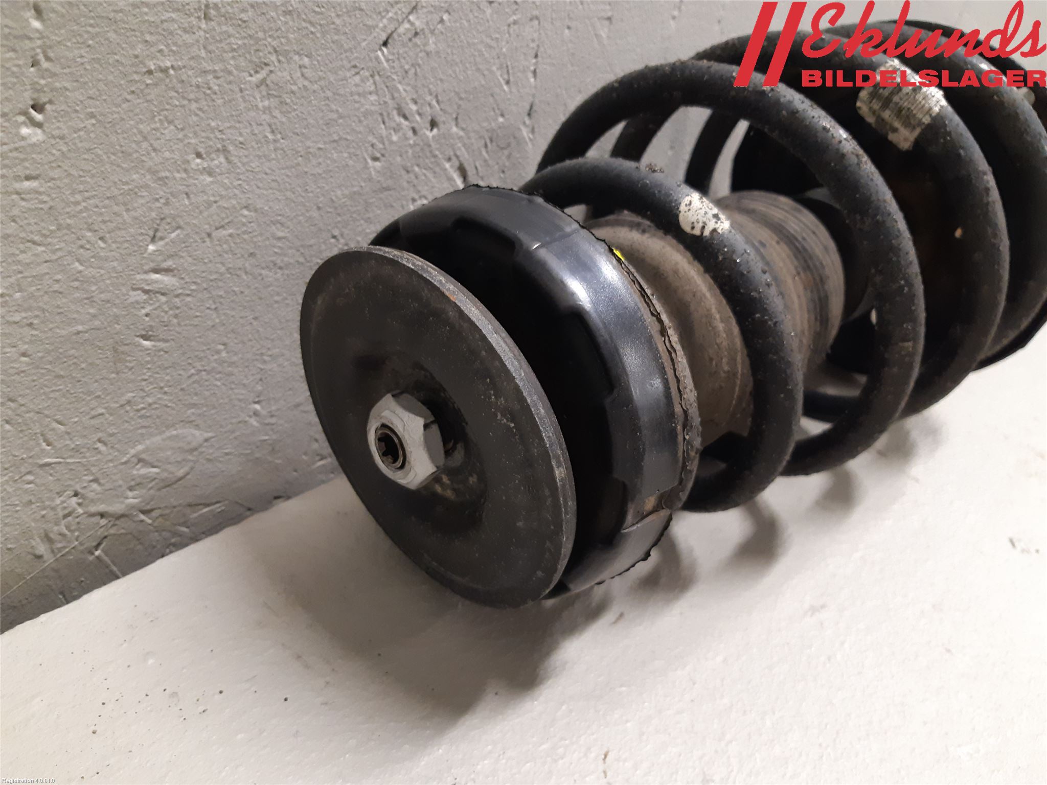 Opel INSIGNIA 09-16 Fjäderben Fram Höger