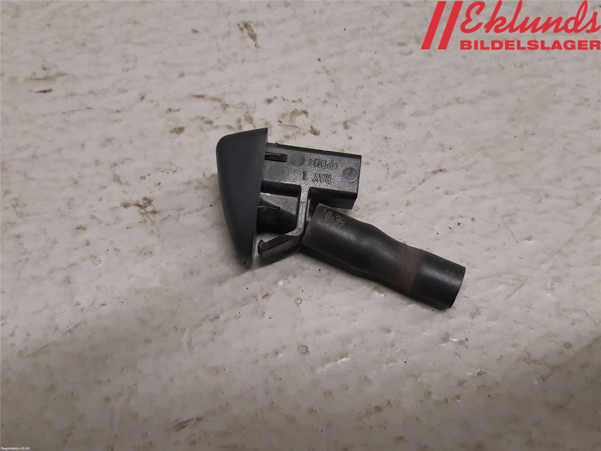 Volvo V70 08-13 Spolarmunstycke Rutor