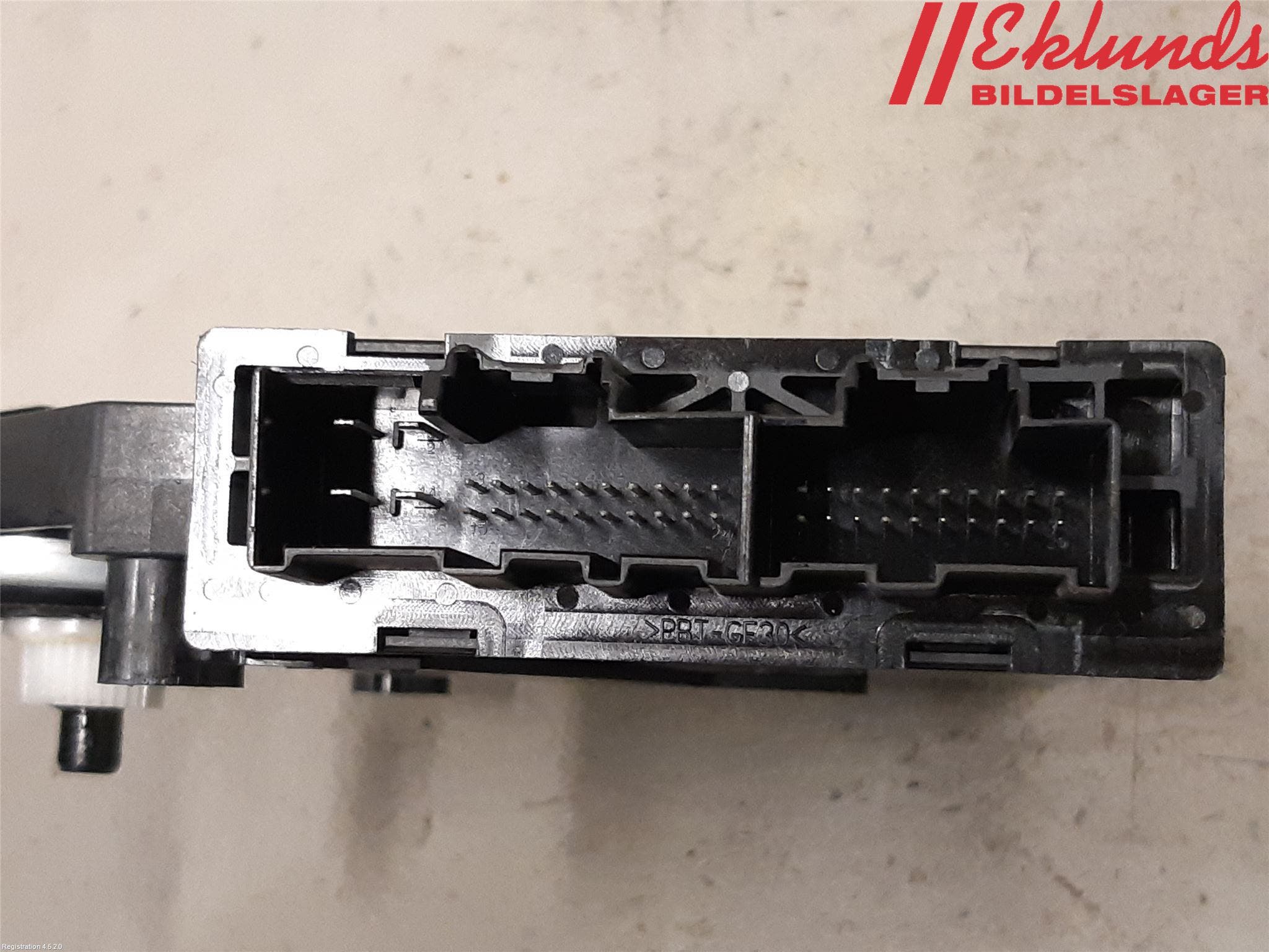 Volvo V90 17->> Fönsterhissmotor