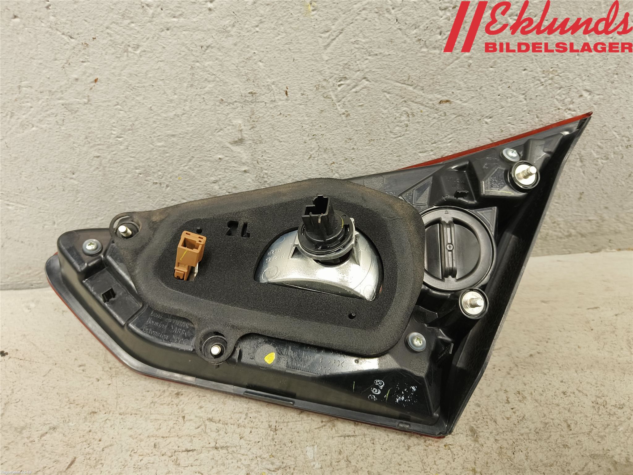 Nissan PULSAR Bakljus Lucka Vä