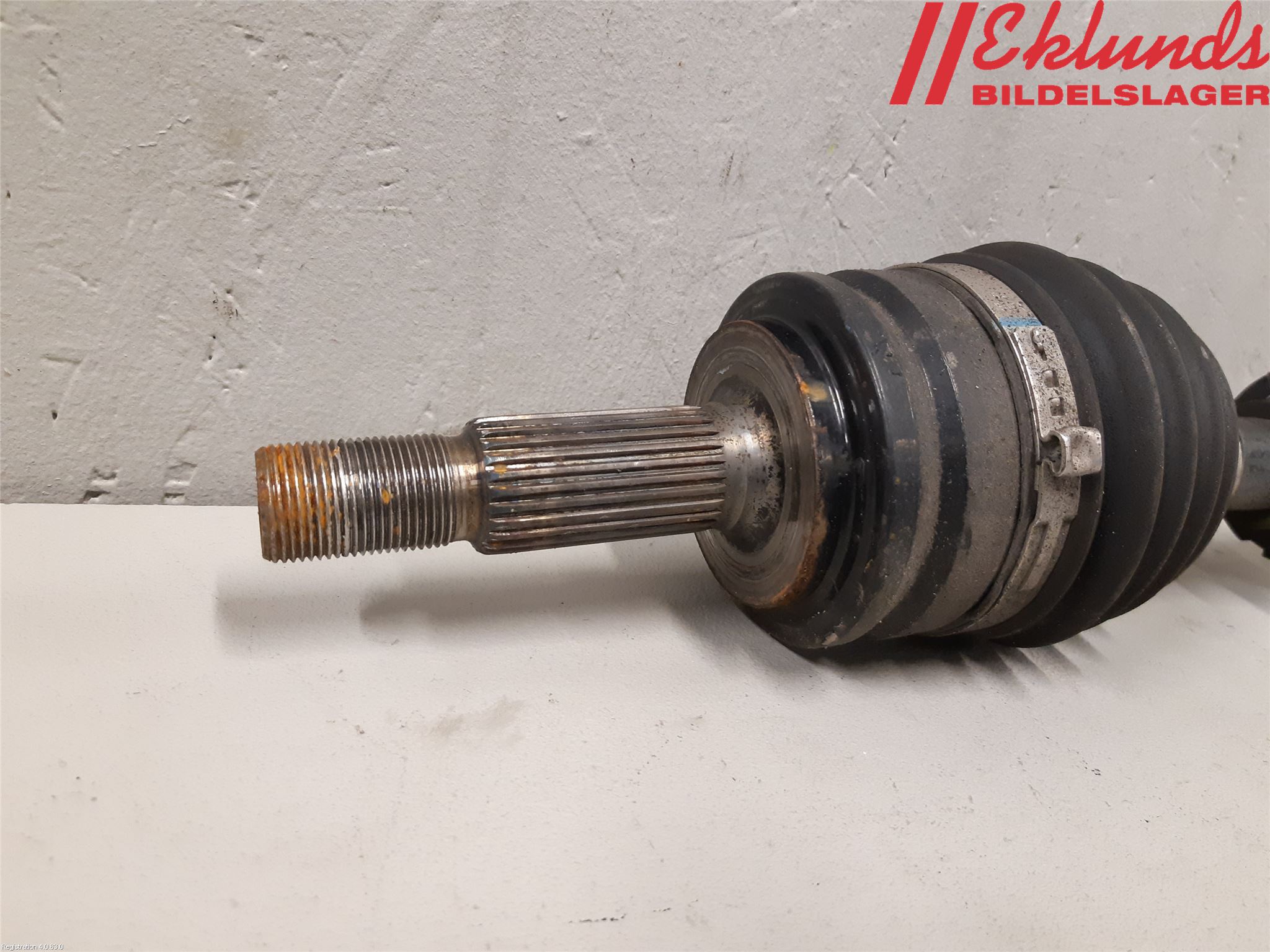 Toyota COROLLA 19- Drivaxel Fram Vänster