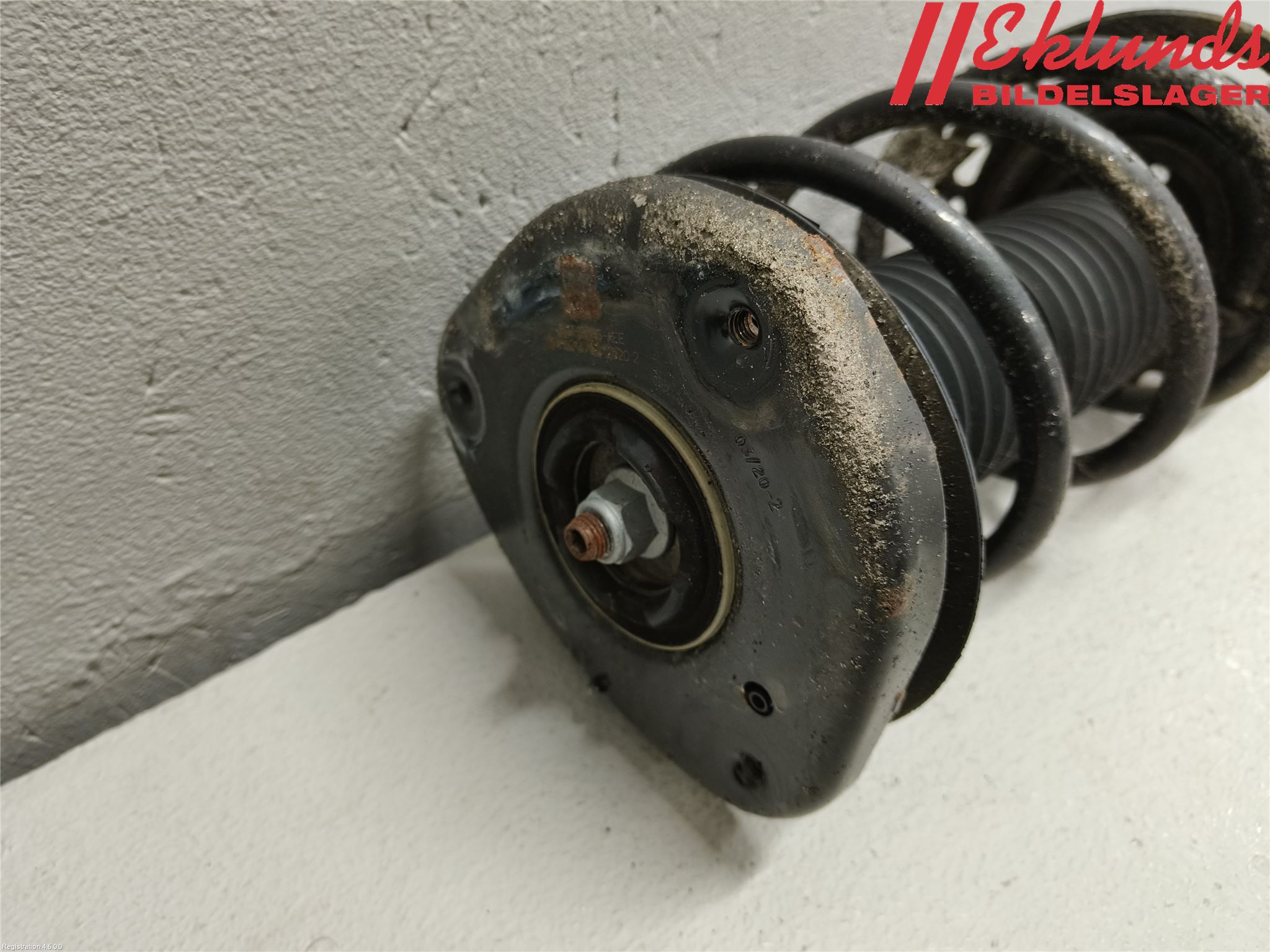 Ford FOCUS 19- Fjäderben Fram Höger