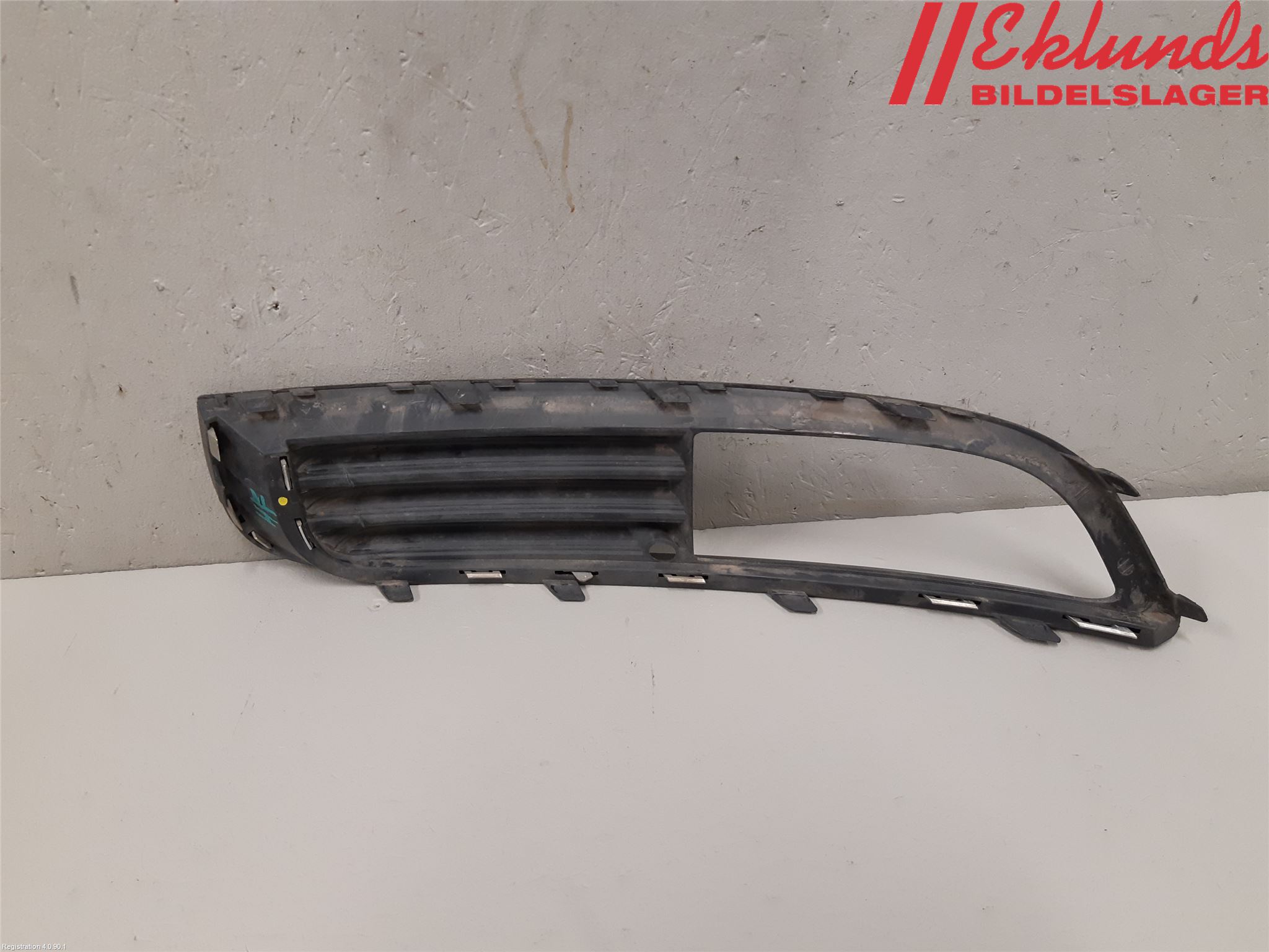 Opel INSIGNIA 09-16 Dimljussarg Fram