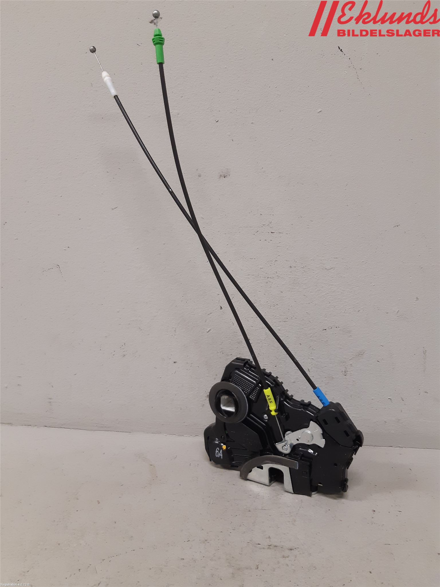 Toyota AURIS 13-19 Låskista-Dörrlås