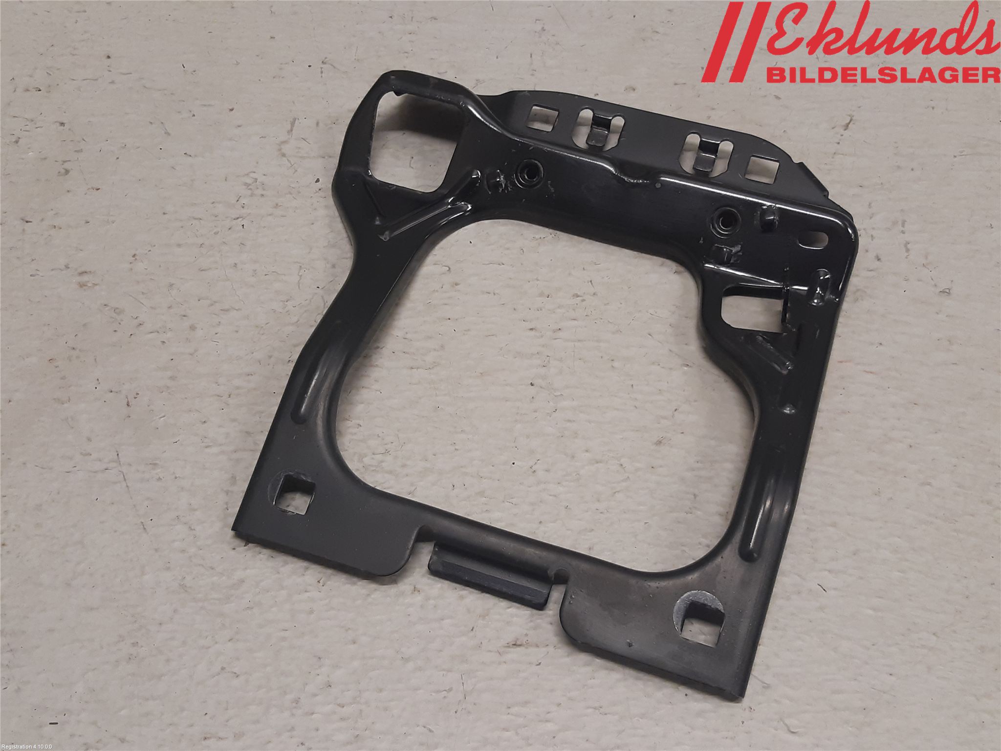 Peugeot PEUGOT 208 16-19 Frontplåt