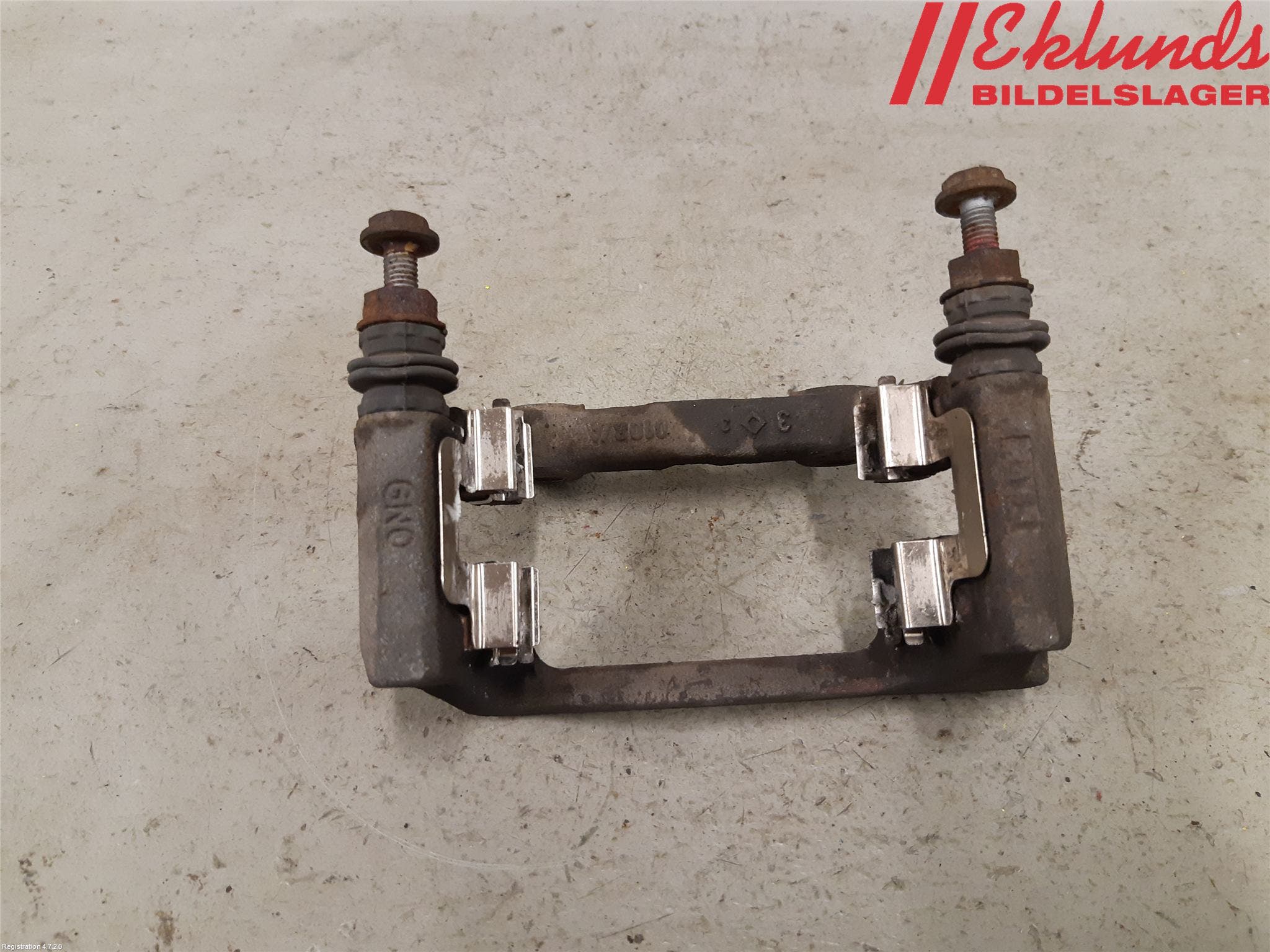 Volkswagen VW PASSAT 11-14 Bromsokshållare