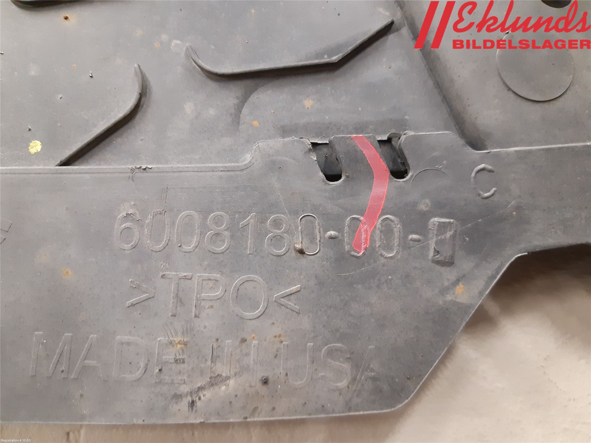 Tesla MODEL S 13- Hasplåt Plåt-Plast