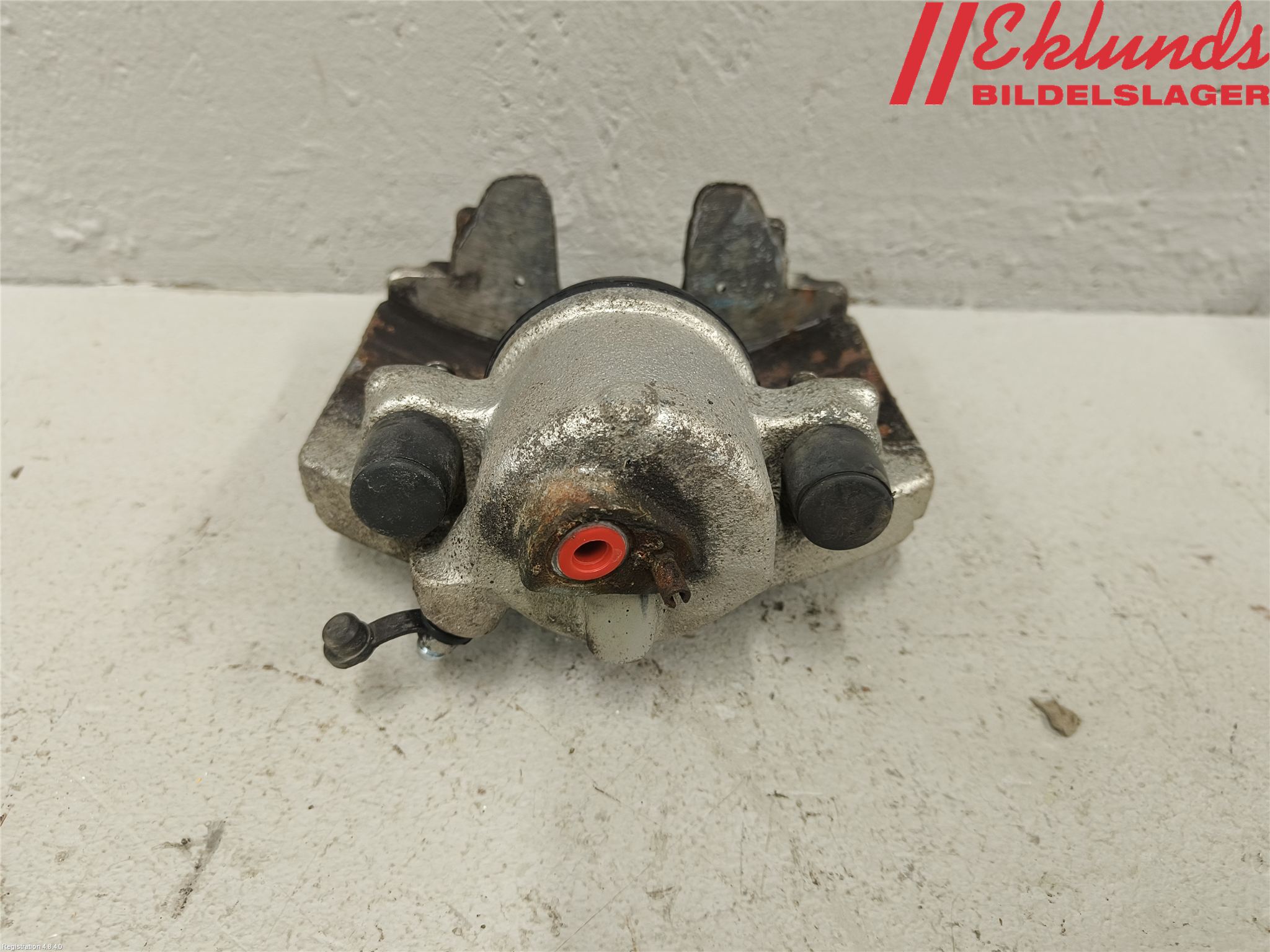 Volkswagen VW CADDY      04-10 Bromsok Fram Höger
