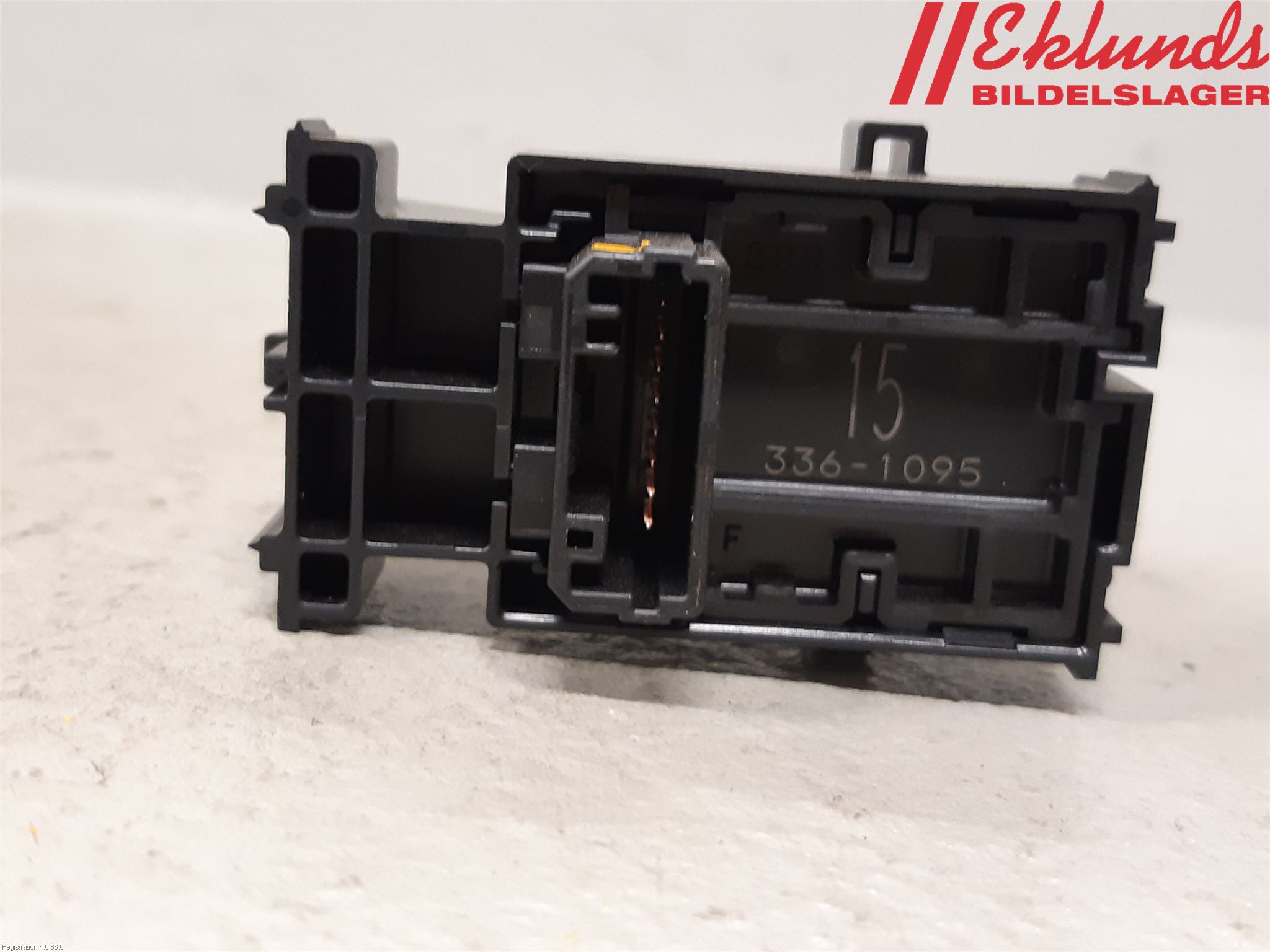 Toyota RAV4 19- Strömställare Elhiss