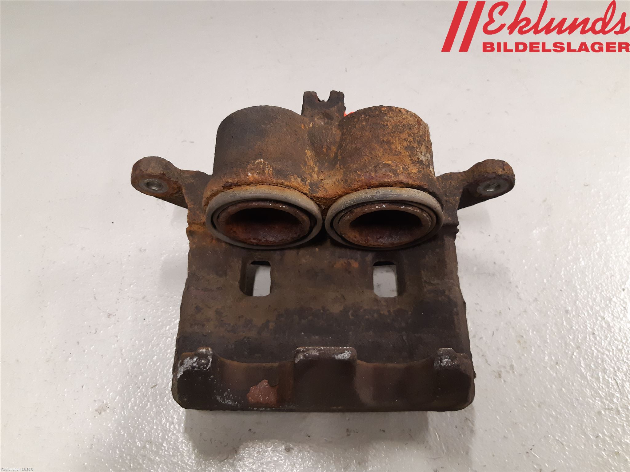 Nissan NAVARA 05-16 Bromsok Fram Vänster