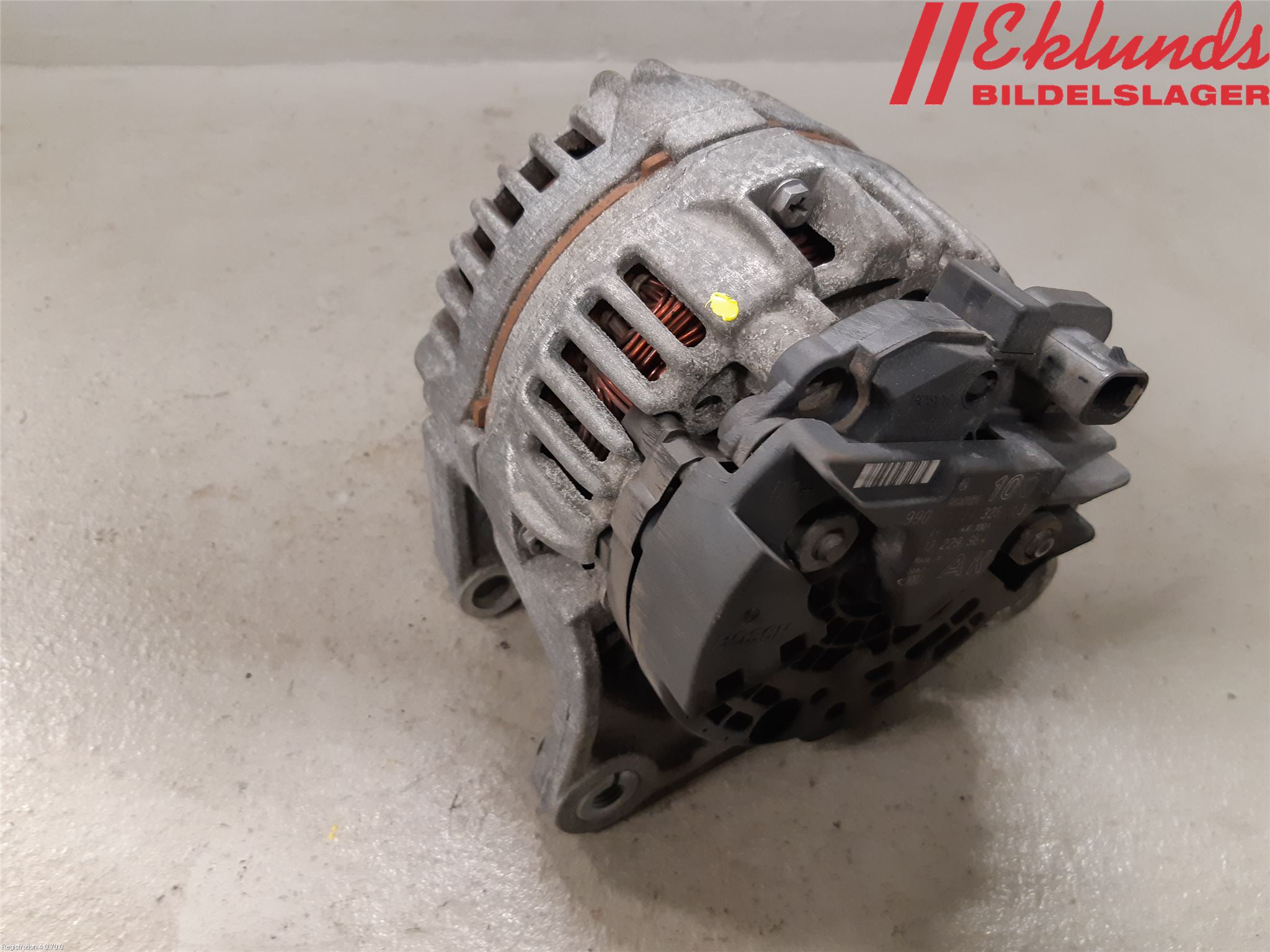 Opel ZAFIRA B 06-14 Generator