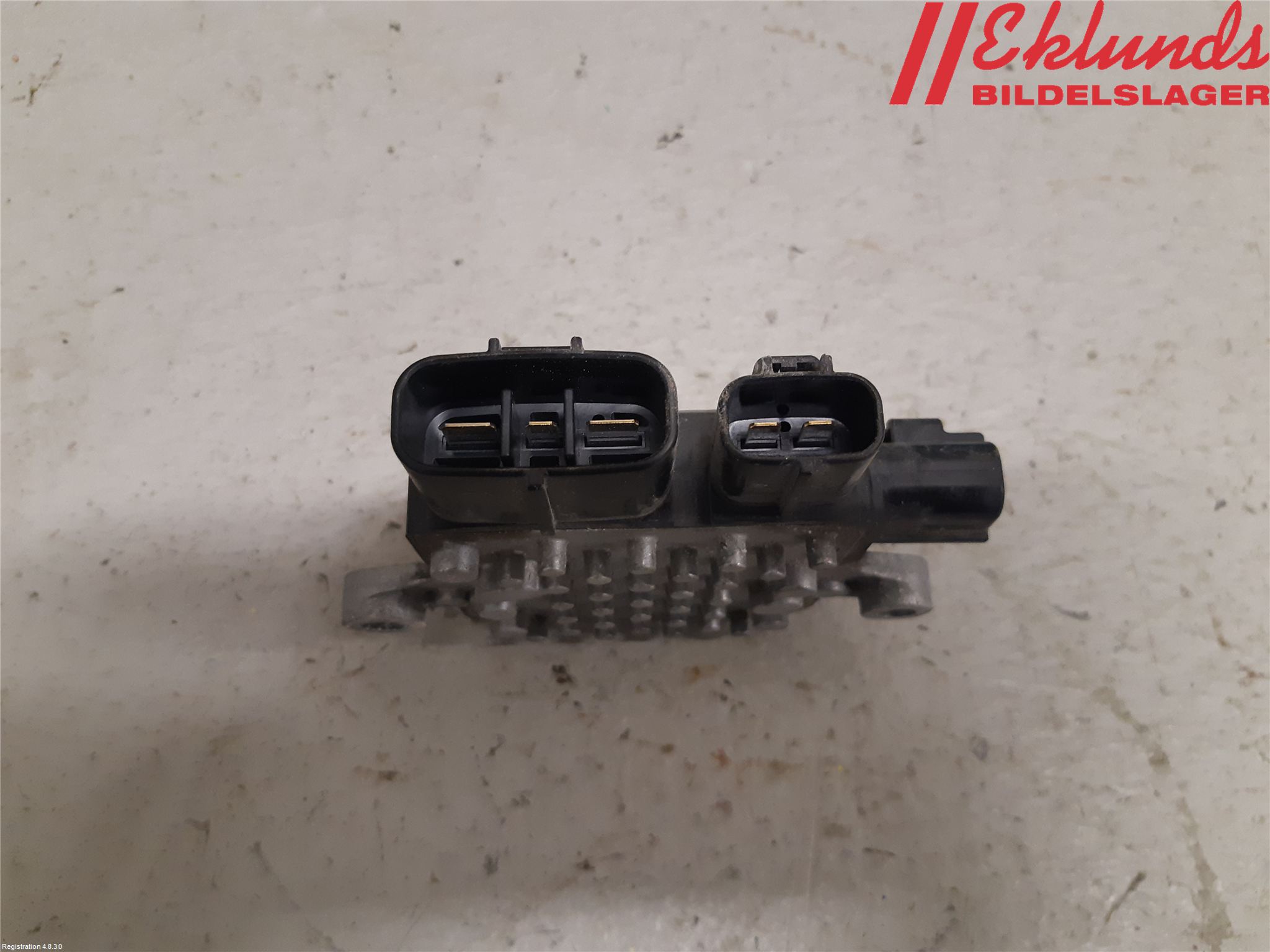 Nissan LEAF 18- Relä Kylfläkt