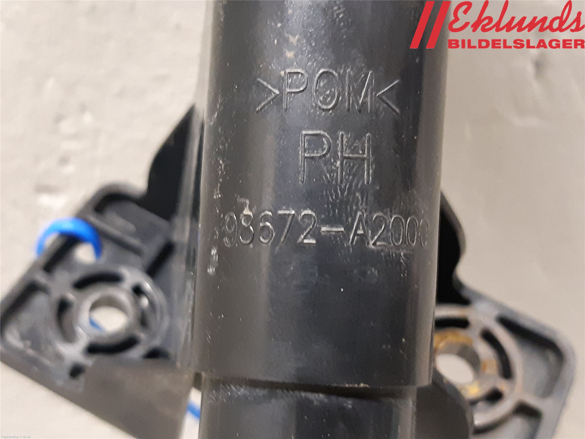 Kia CEED 12-18 Spolarmunstycke Strålkastare