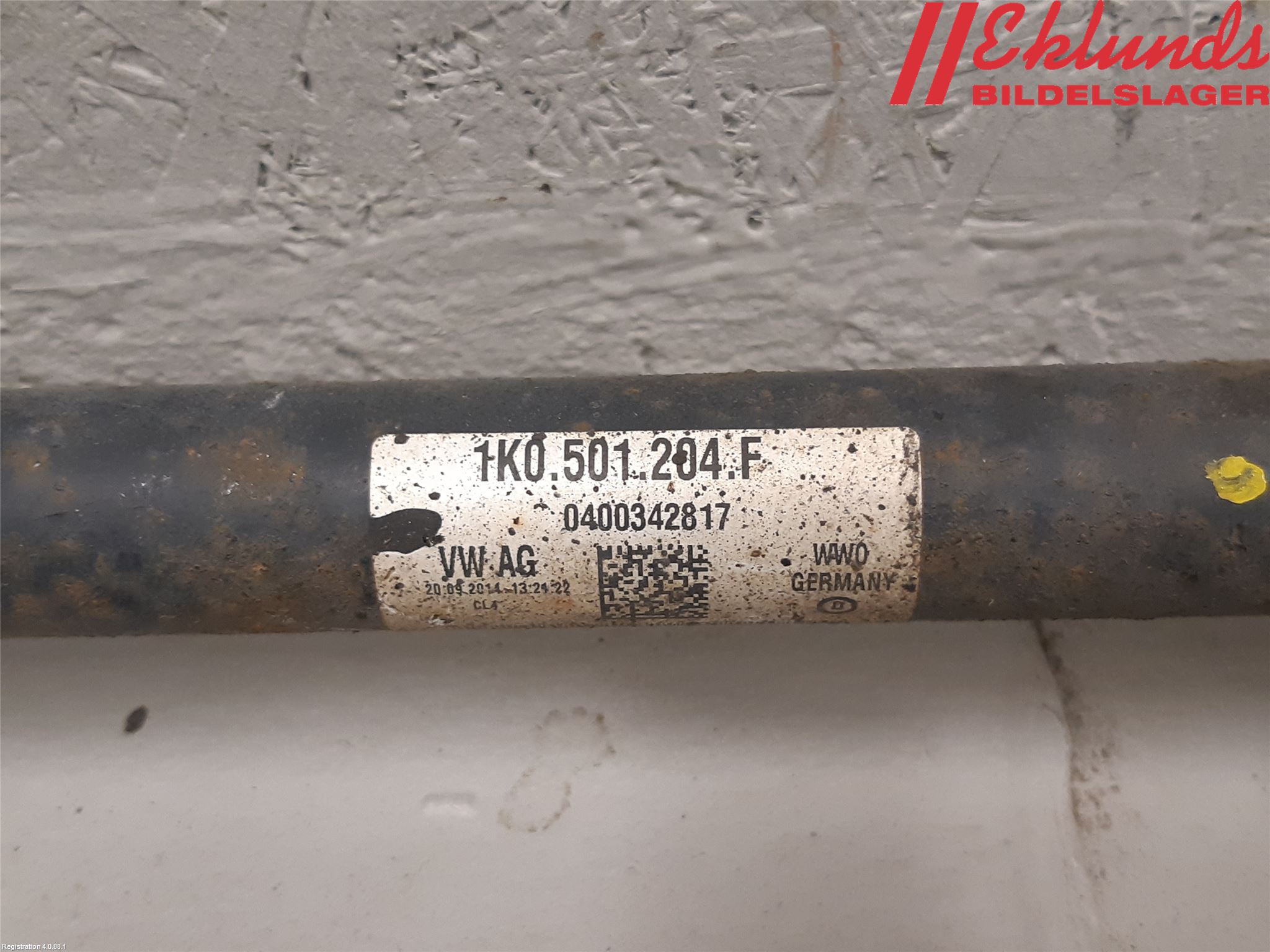 Volkswagen VW PASSAT 11-14 Drivaxel Bak Höger