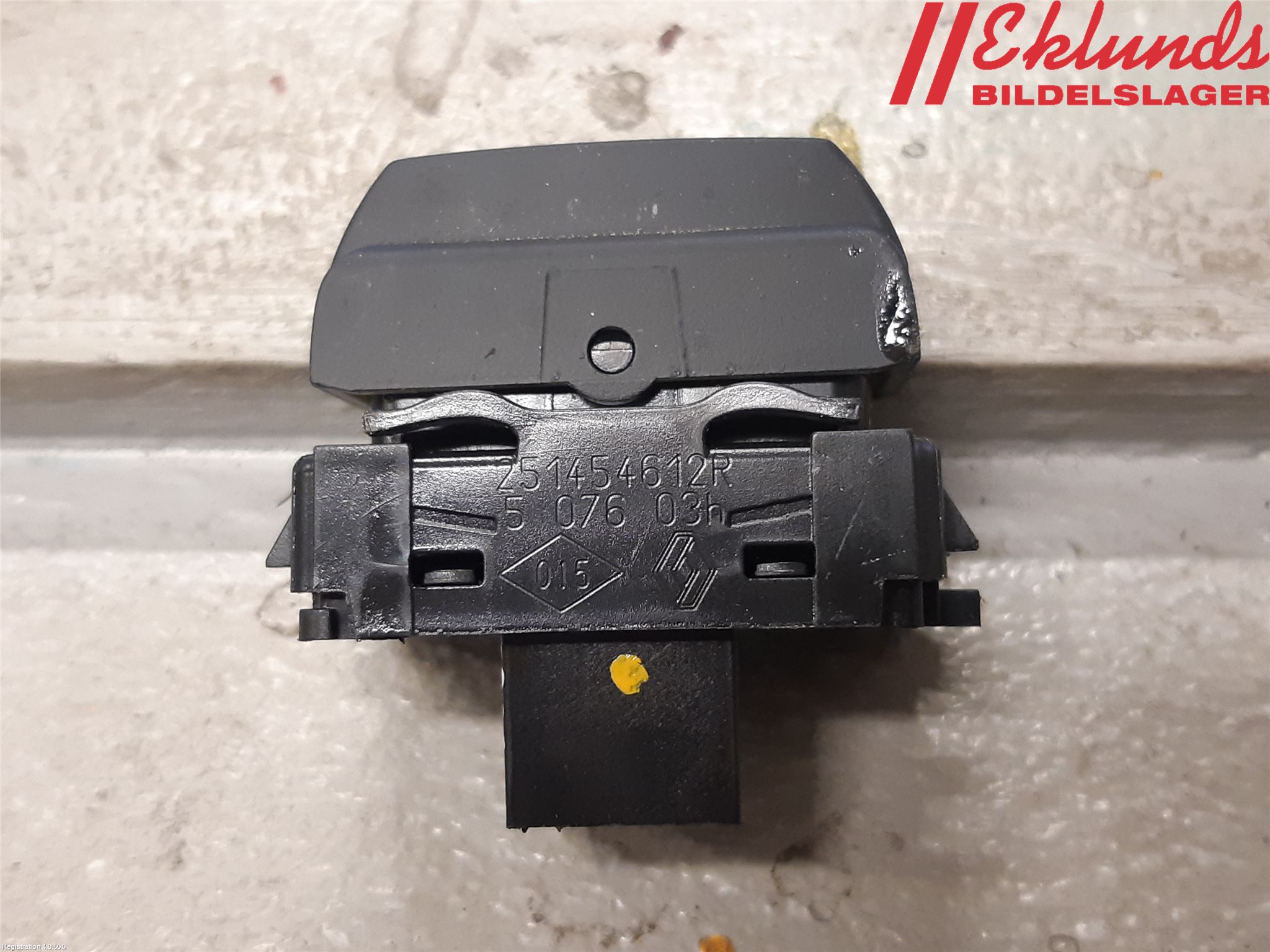 Renault TRAFIC/E-TECH 15- Strömställare Övrigt