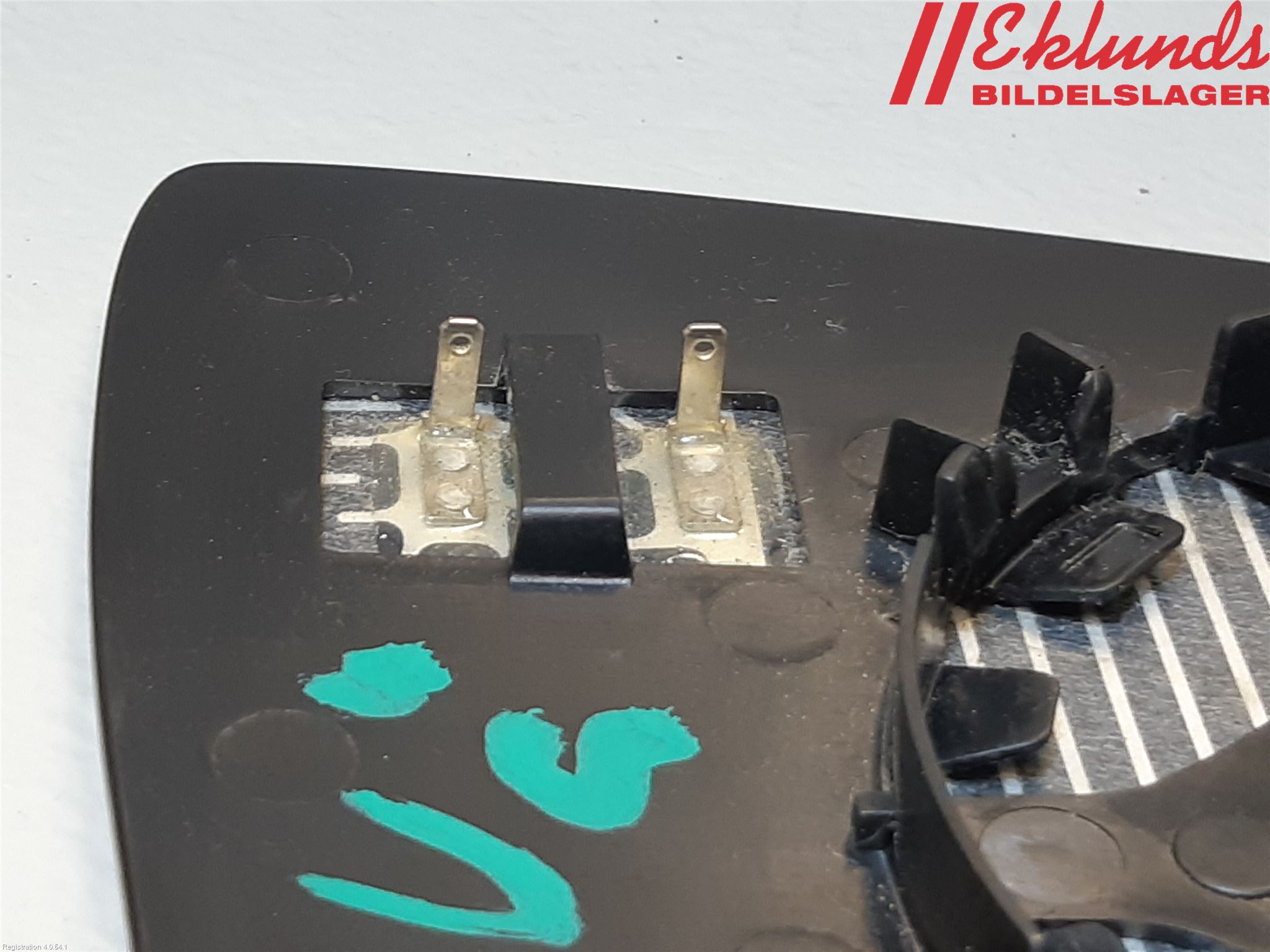 Opel MERIVA B 10-17 Spegelglas Vä