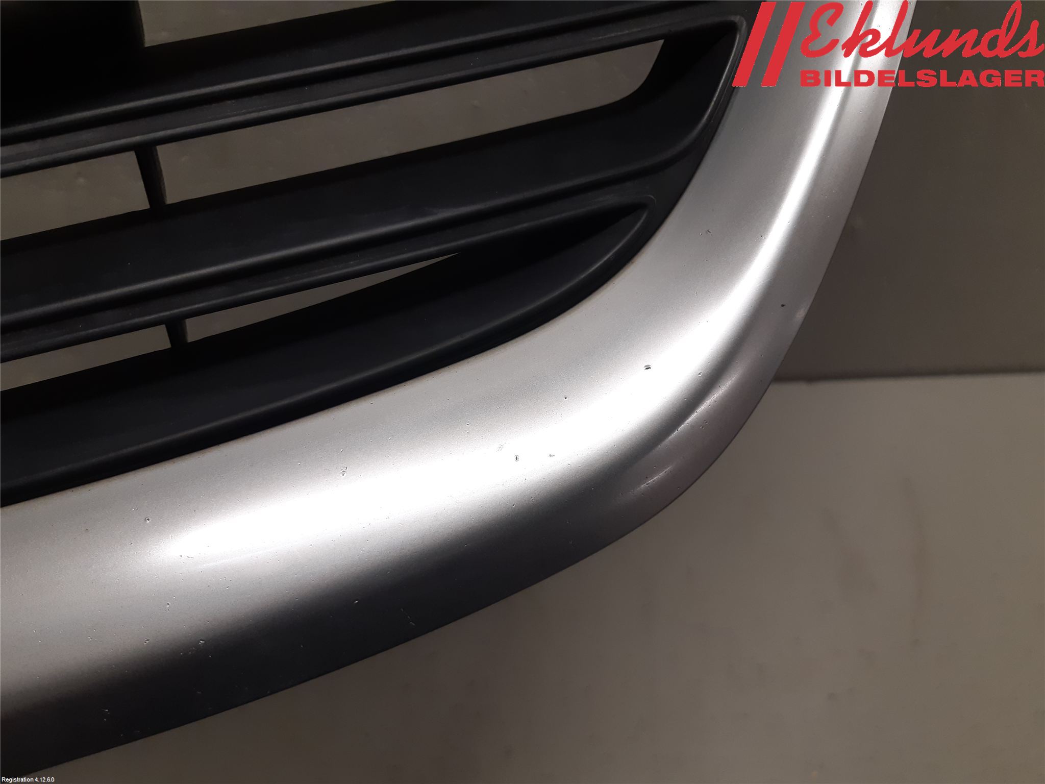 Saab 9-3 VER2/VER3 08-15 Grilldel Mitt