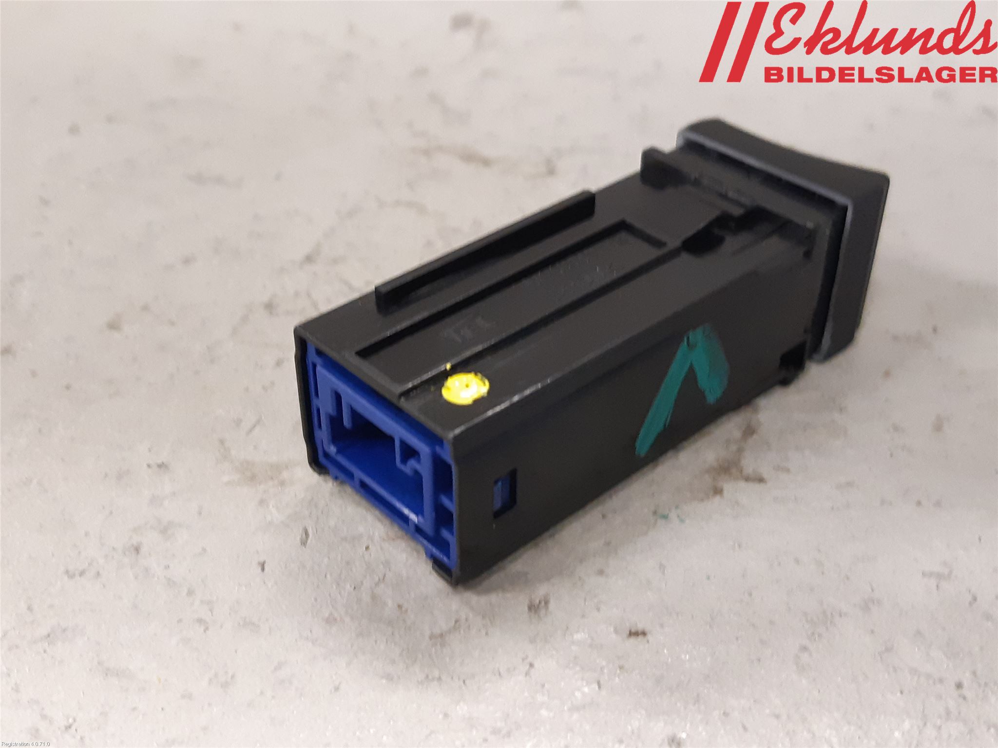 Toyota RAV4 19- Strömställare Stolvärme